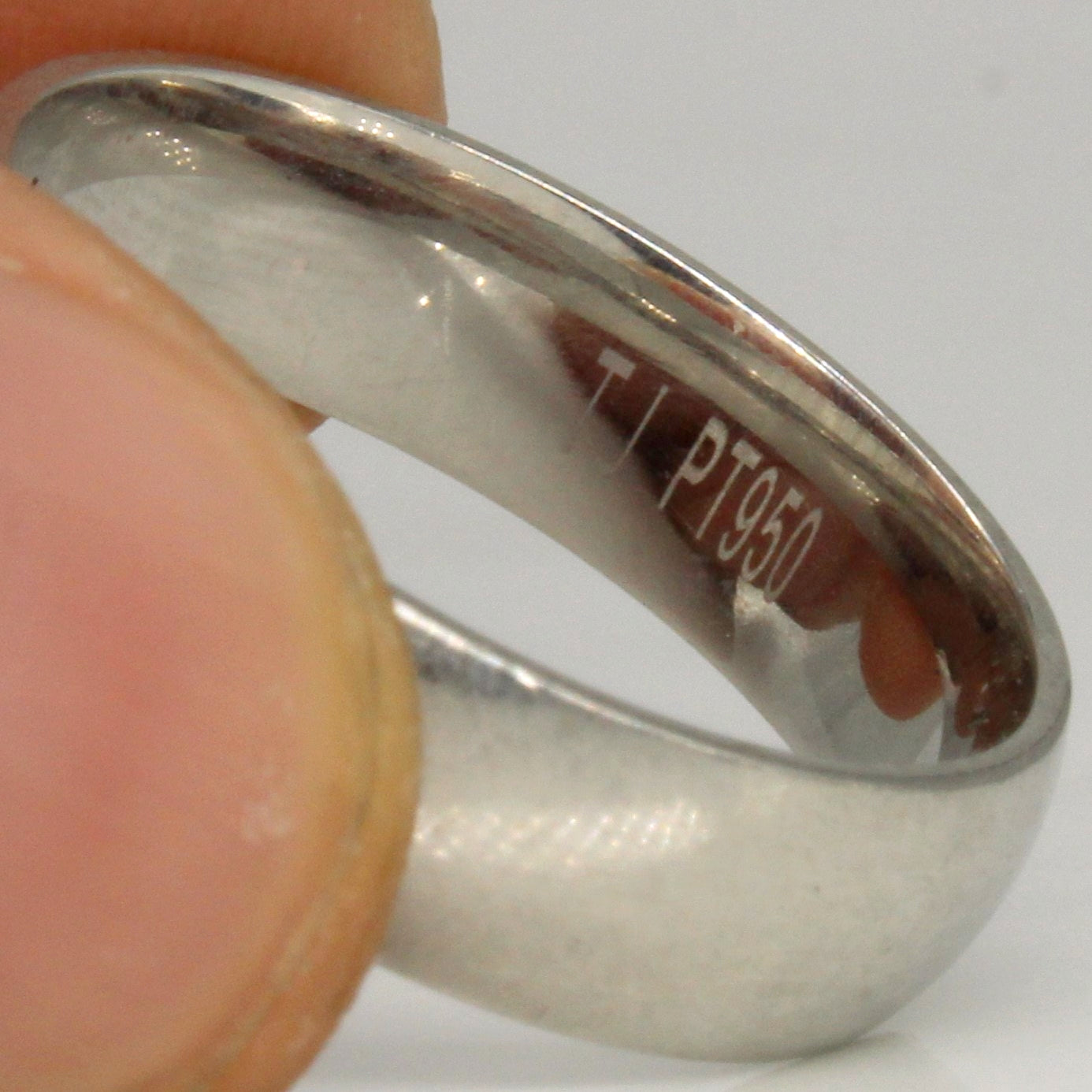 Platinum Wide Band | SZ 9.5 |