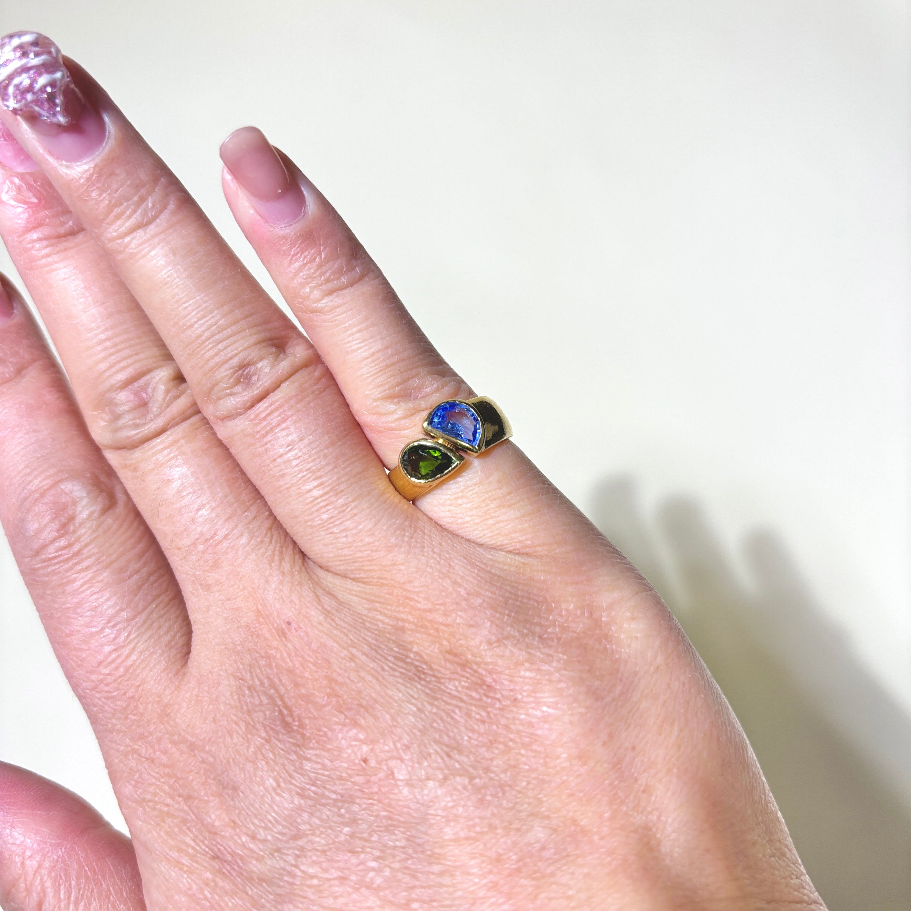 18K Yellow Gold Sapphire & Tourmaline Toi et Moi Ring | 0.60ct, 0.75ct | SZ 4.25