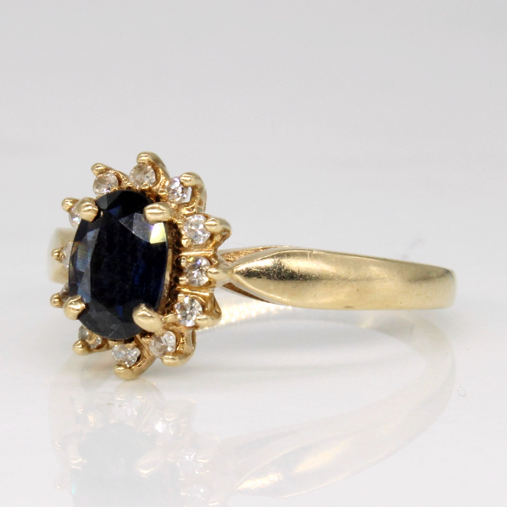 Bague cocktail saphir et diamants | 0,90 ct, 0,12 ct au total | Taille 7,25 | 
