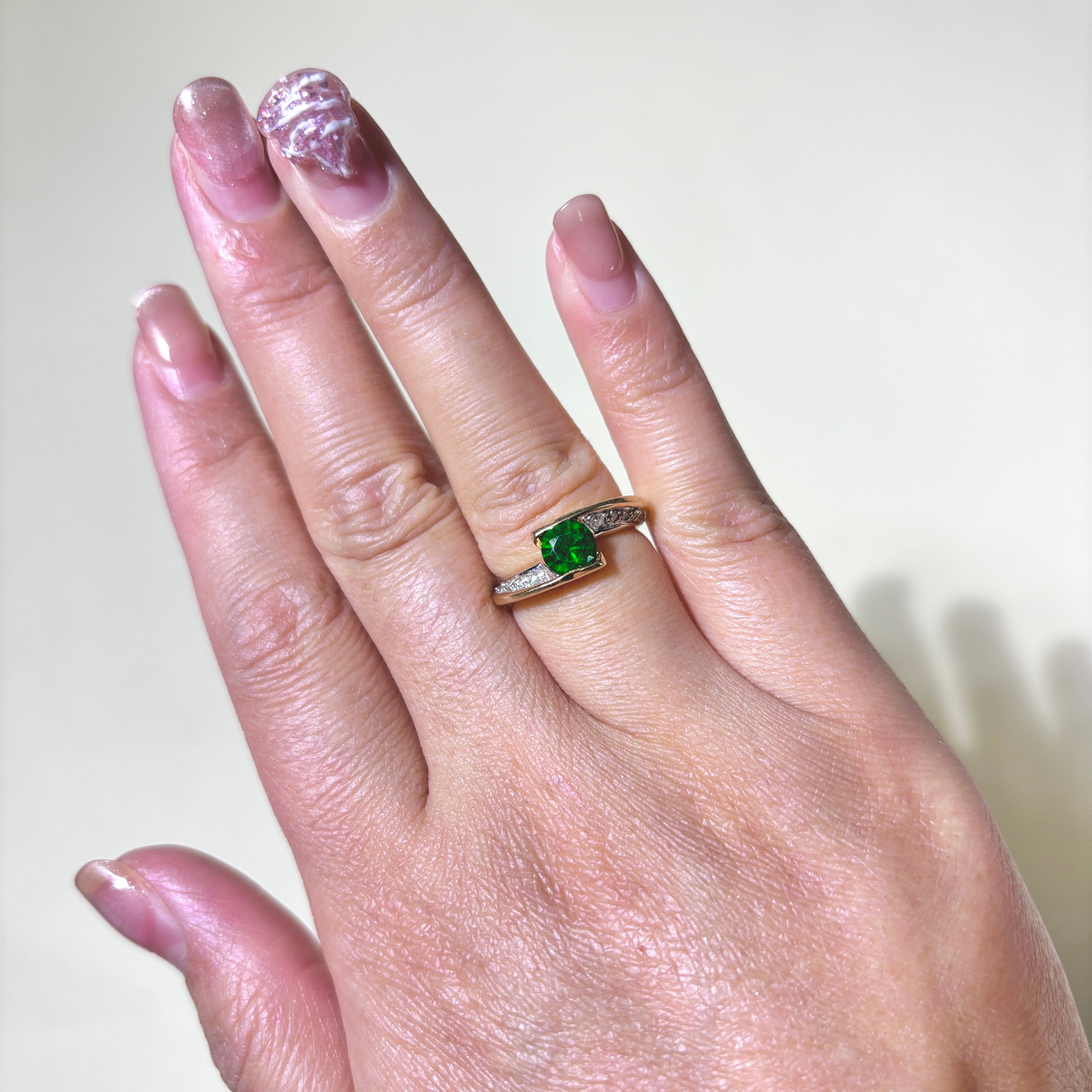 10k Green Glass & Diamond Ring | 1.00ct, 0.12ctw | SZ 5.5