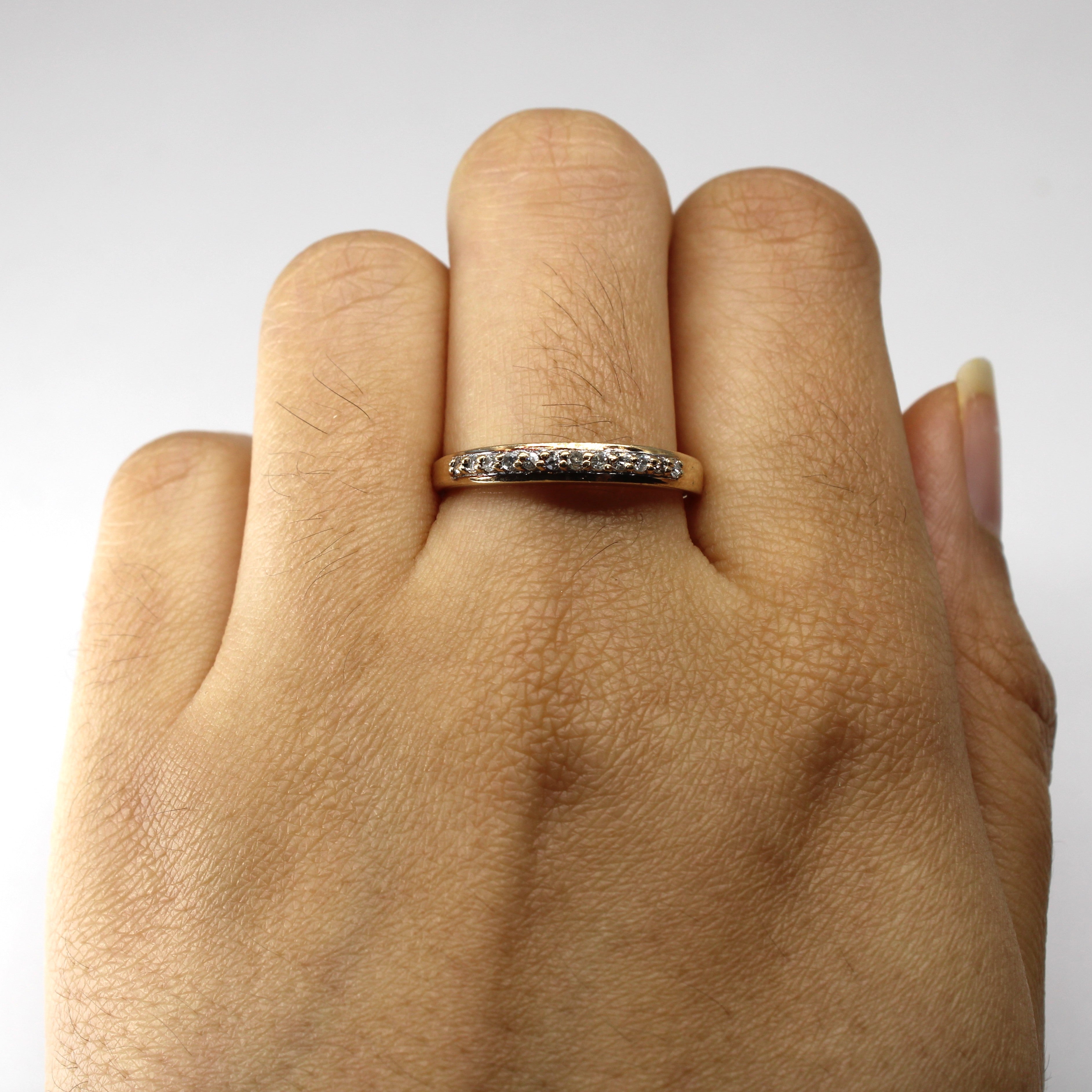 Bague sertie de diamants pavés | 0,12 ct | Taille 9 | 