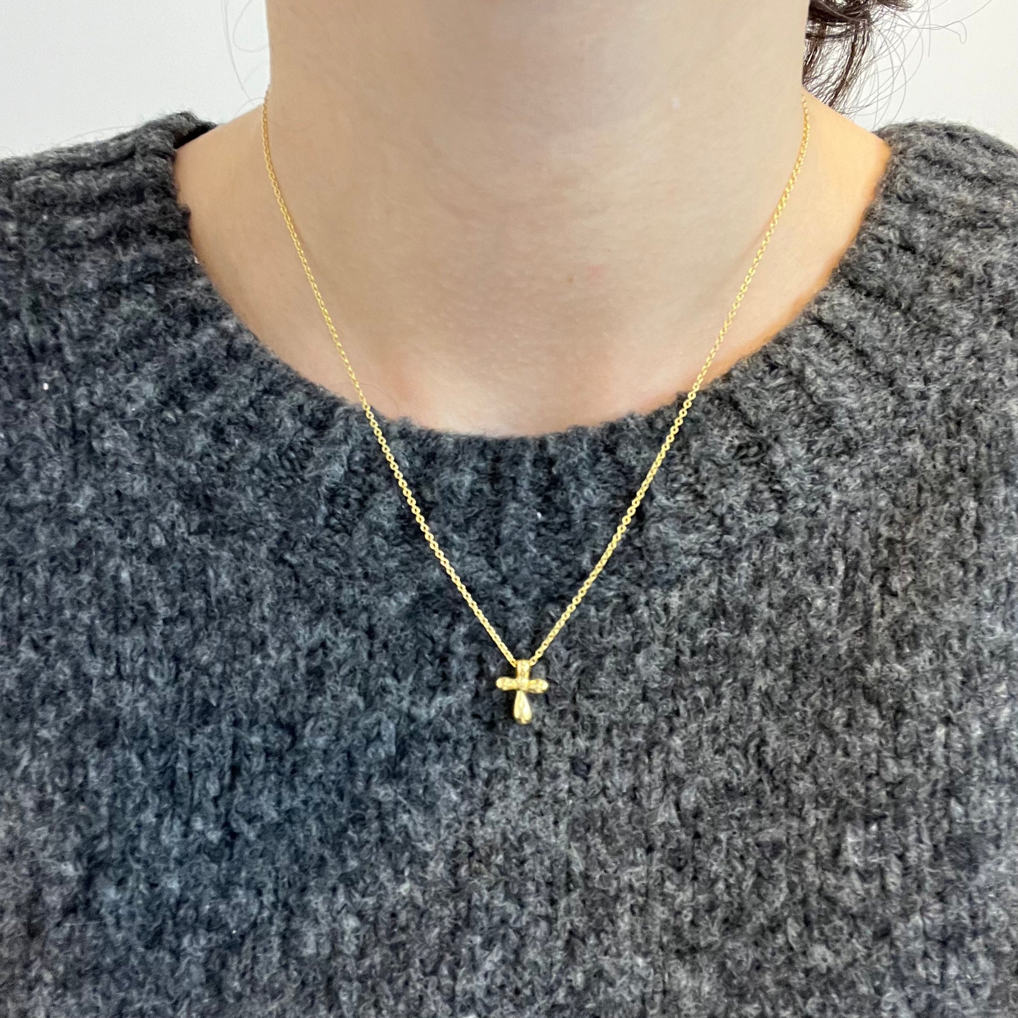 'Tiffany & Co.' Elsa Perreti Cross Pendant 18k Yellow Gold Necklace | 16