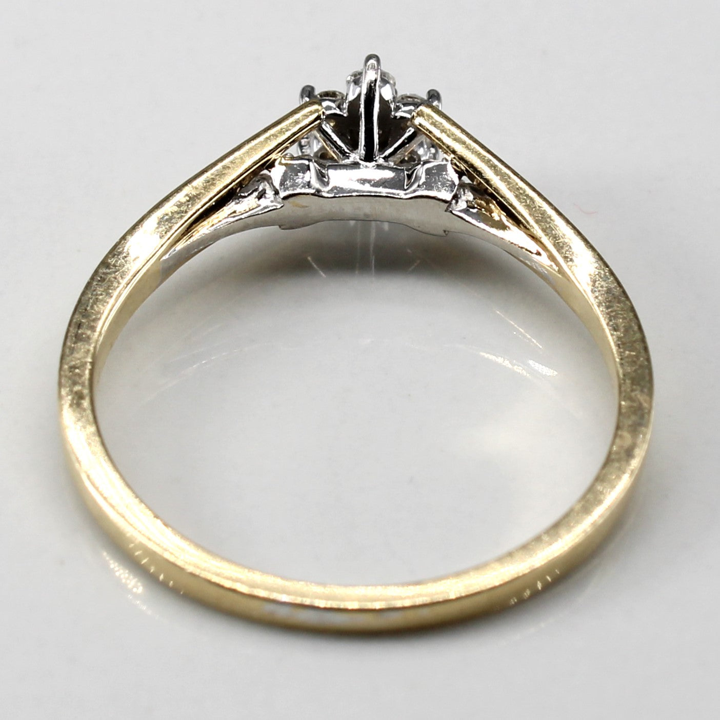 Cluster Set Diamond Ring | 0.12ctw | SZ 6.5 |