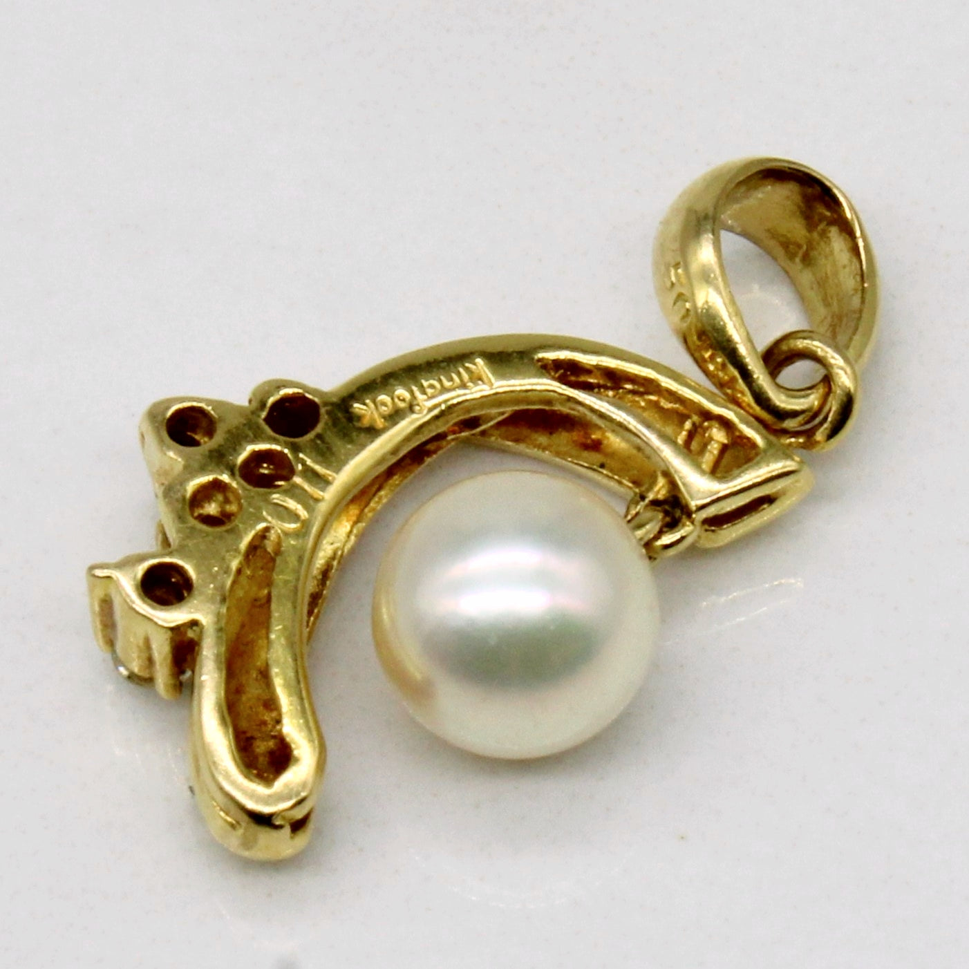 Pearl & Diamond Pendant | 0.11ctw |