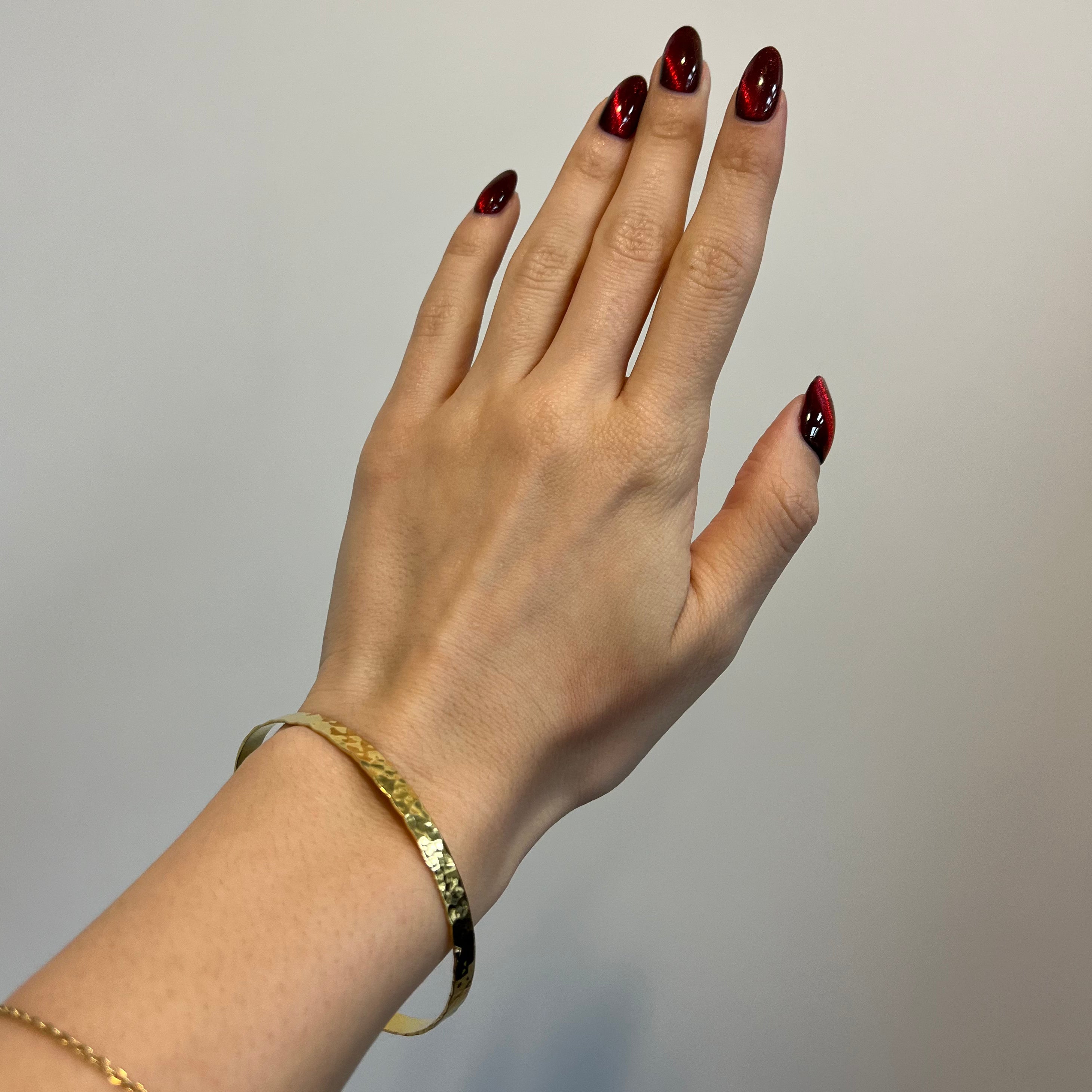 'Cavelti' Hammered 18k Gold Bangle |  7"