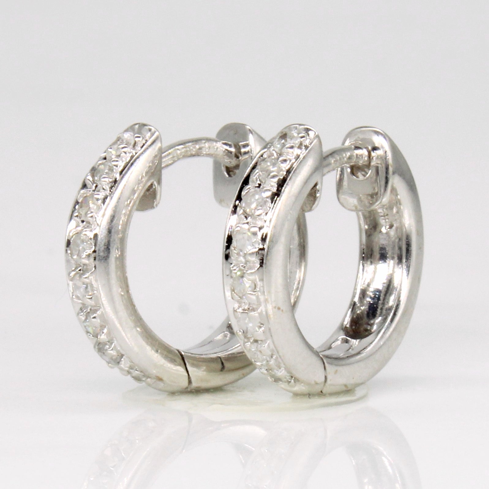 14k White Gold Diamond Hoop Earrings | 0.16ctw |