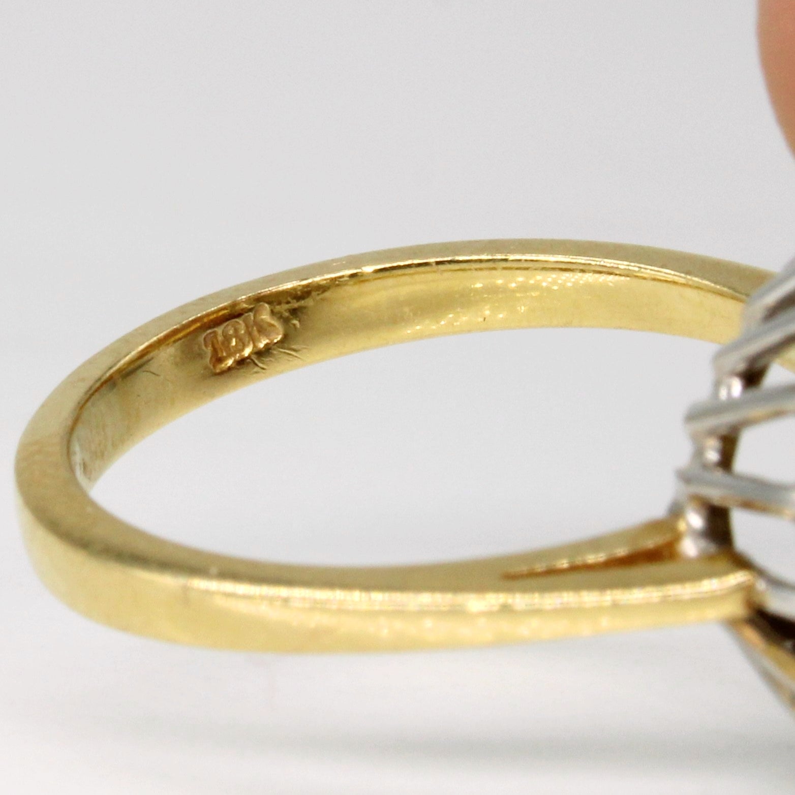18k Yellow Gold Pearl & Diamond Halo Ring | 0.36ctw | SZ 6 |