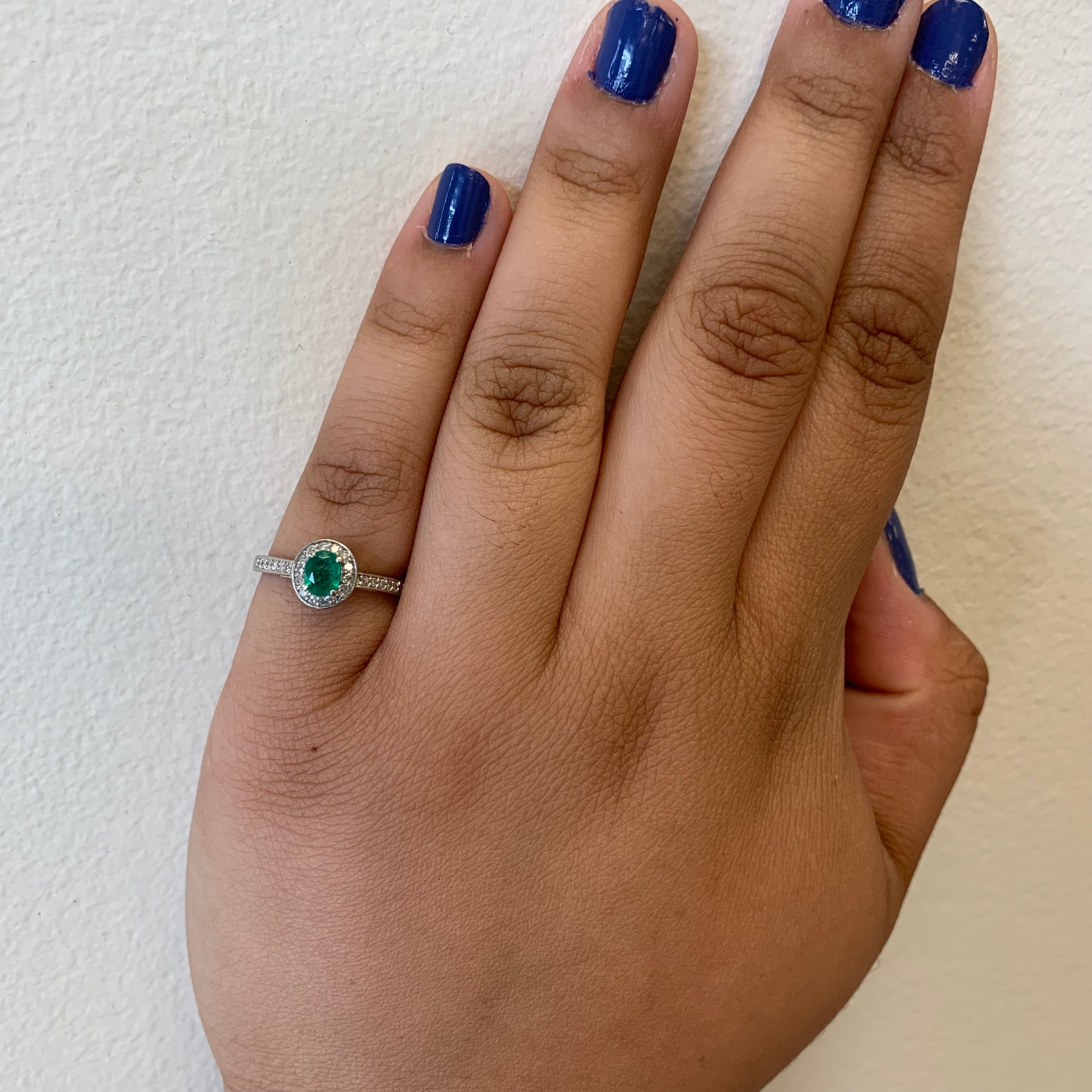 Emerald & Diamond Halo Ring | 0.30ct, 0.12ctw | SZ 6.5 |