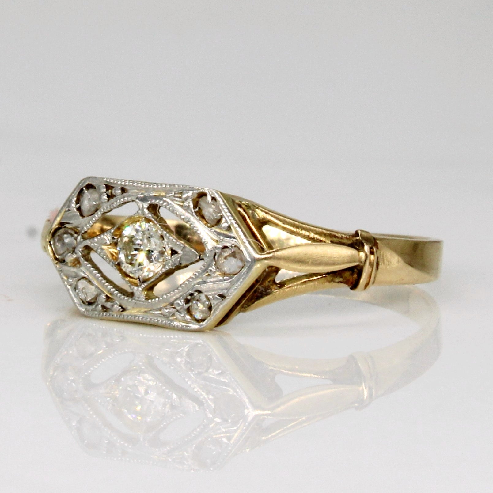 Bague Art Déco en diamants | 0,12 ct | Taille 6 | 