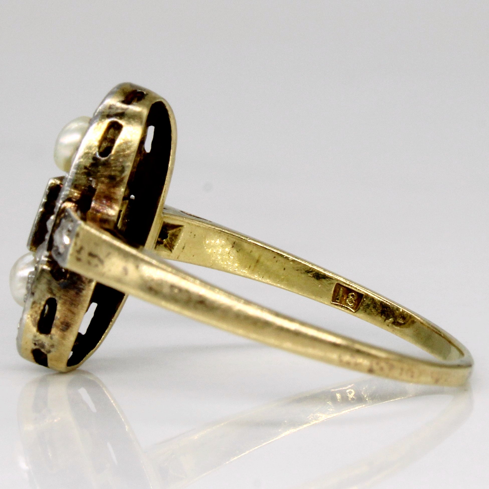 Art Deco Pearl & Diamond Ring | 0.19ctw | SZ 7.25 |