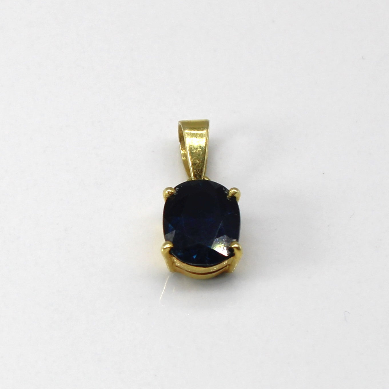 Pendentif saphir solitaire | 1,65 ct | 