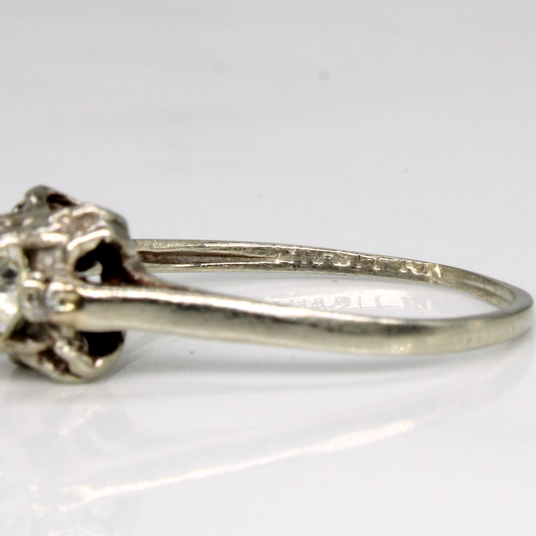 Illusion Set Old Mine Diamond Engagement Ring | 0.39ctw | SZ 6 |