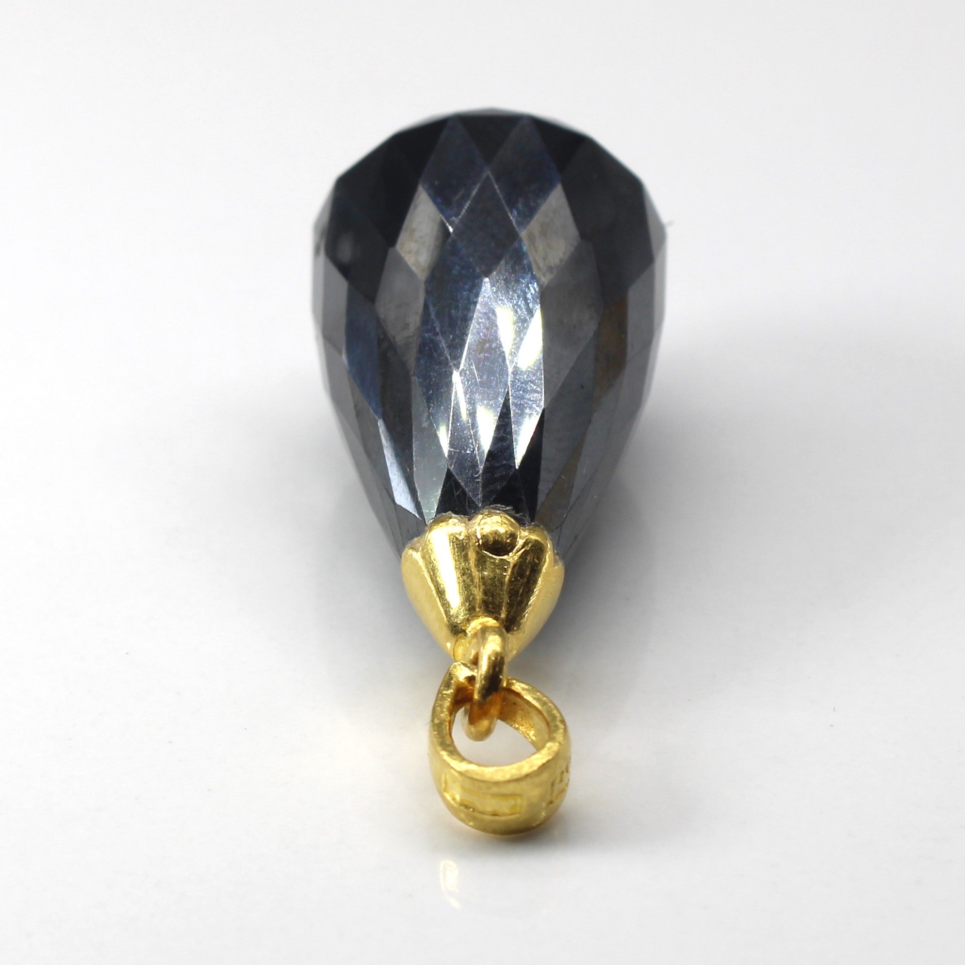 Pendentif goutte d'hématite | 94,00 ct | 