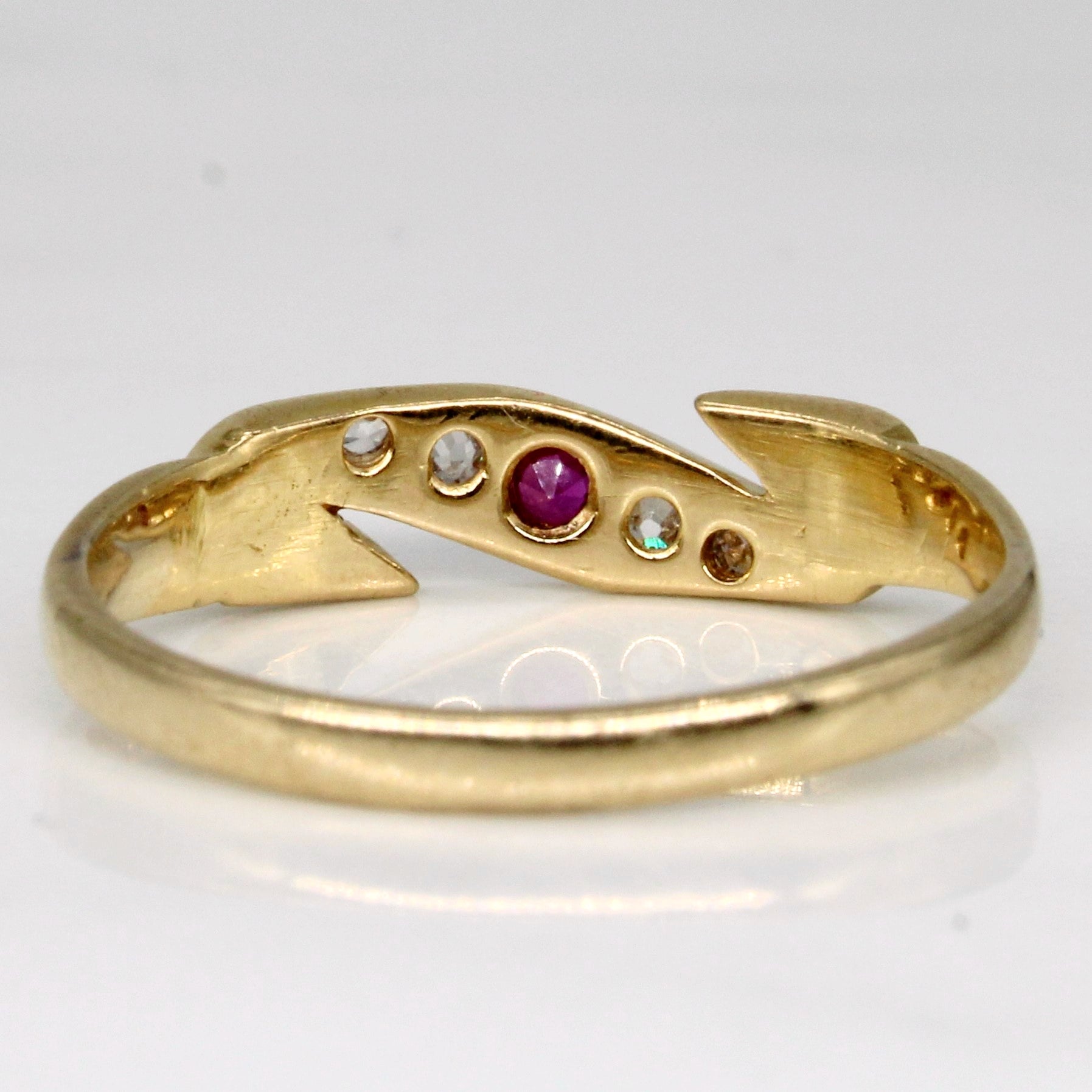 Vintage Diamond & Ruby Ring | 0.05ctw, 0.03ct | SZ 6 |