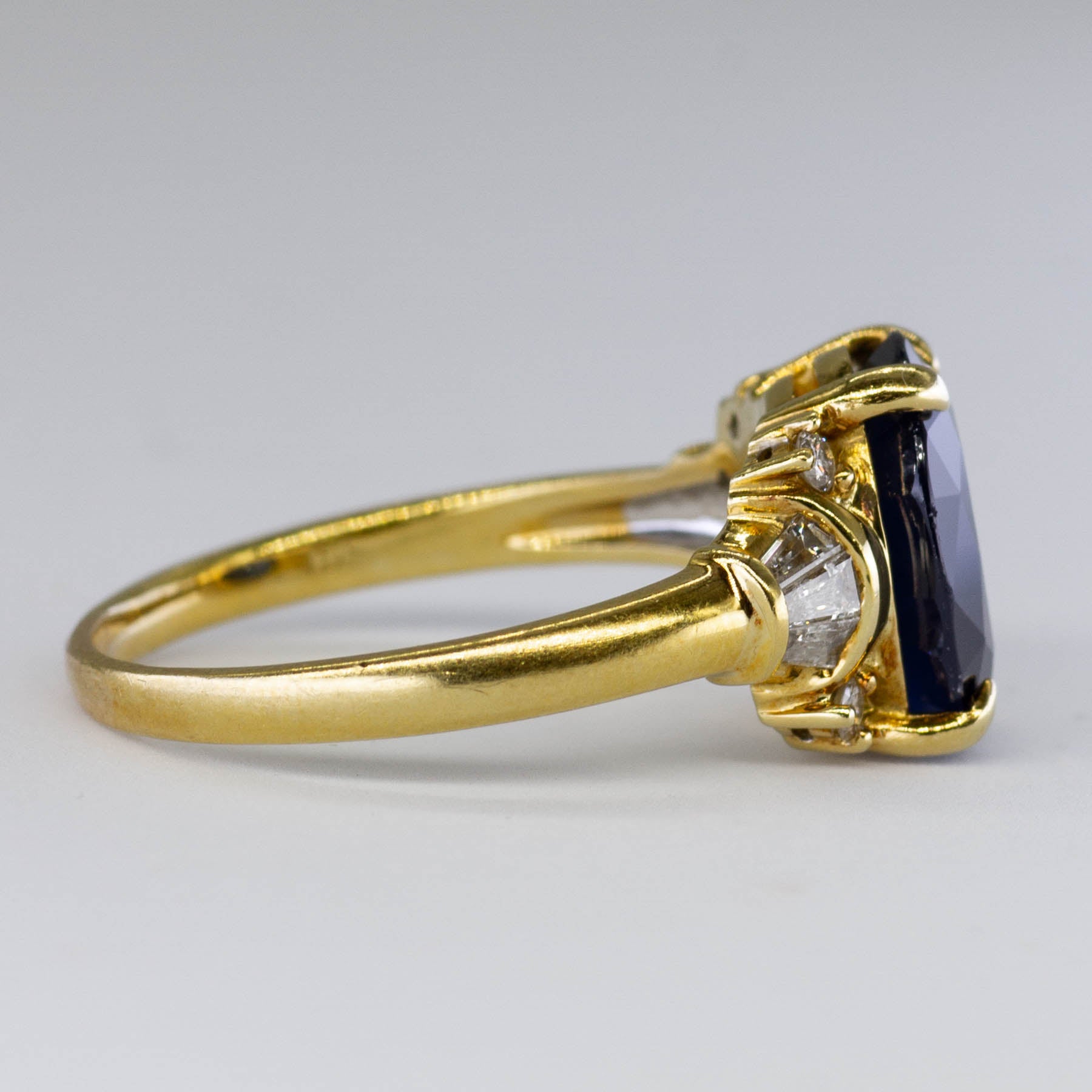 Blue Sapphire & Diamond Ring | 0.22ctw, 4.75ct | SZ 8 |
