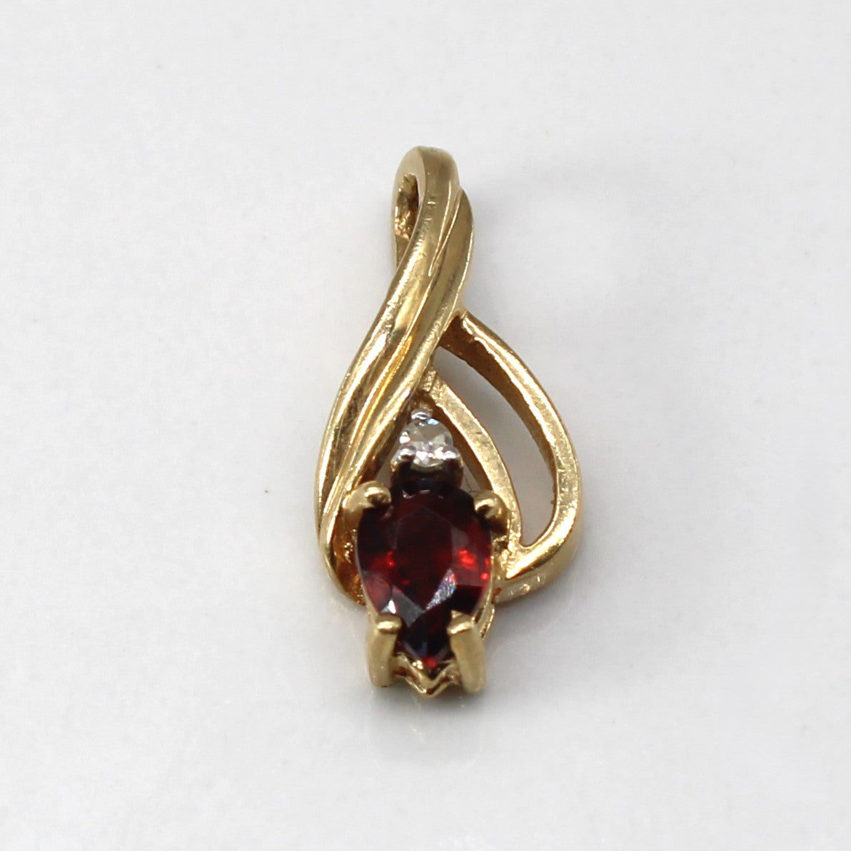 Garnet & Diamond Drop Pendant | 0.50ct | 0.02ct |