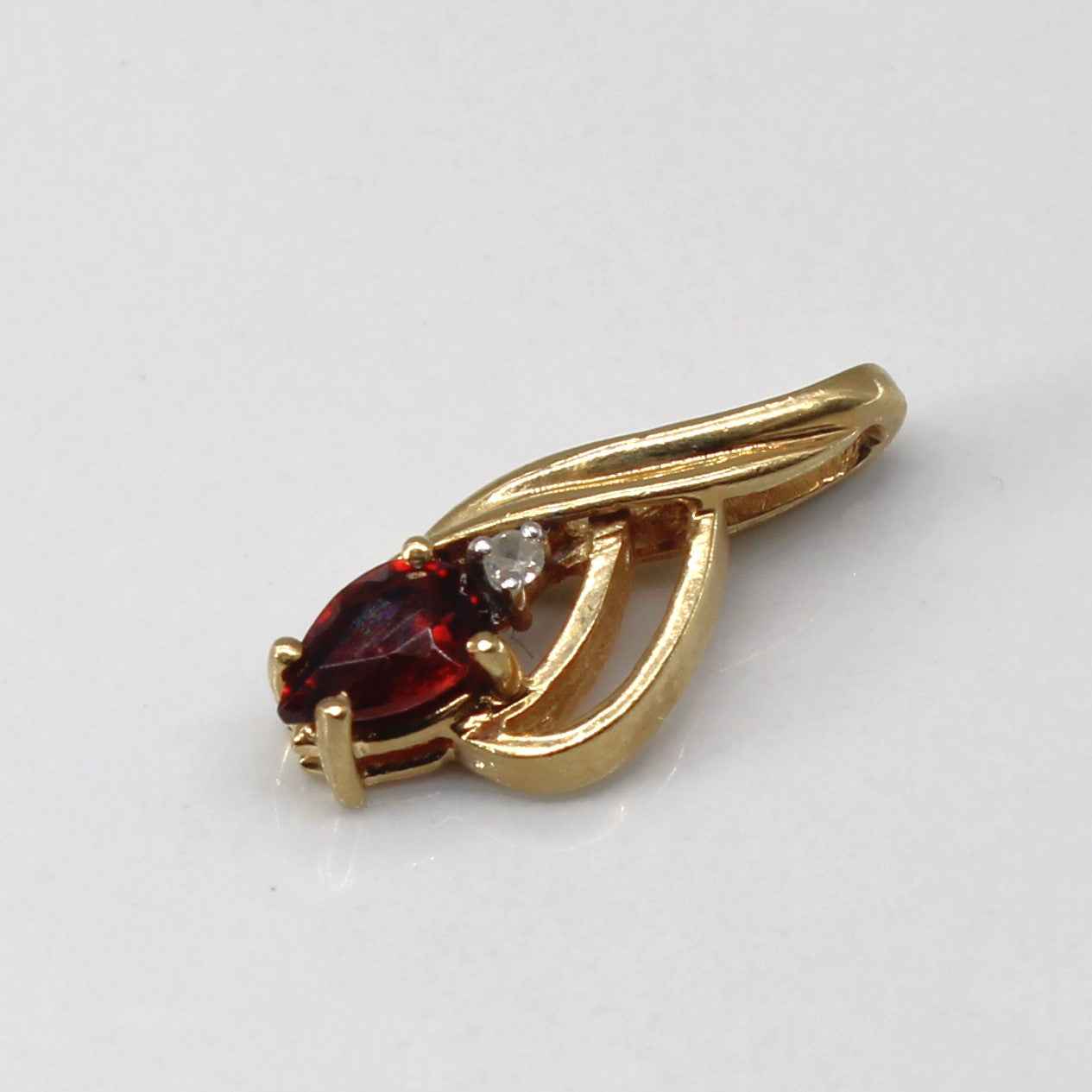 Garnet & Diamond Drop Pendant | 0.50ct | 0.02ct |