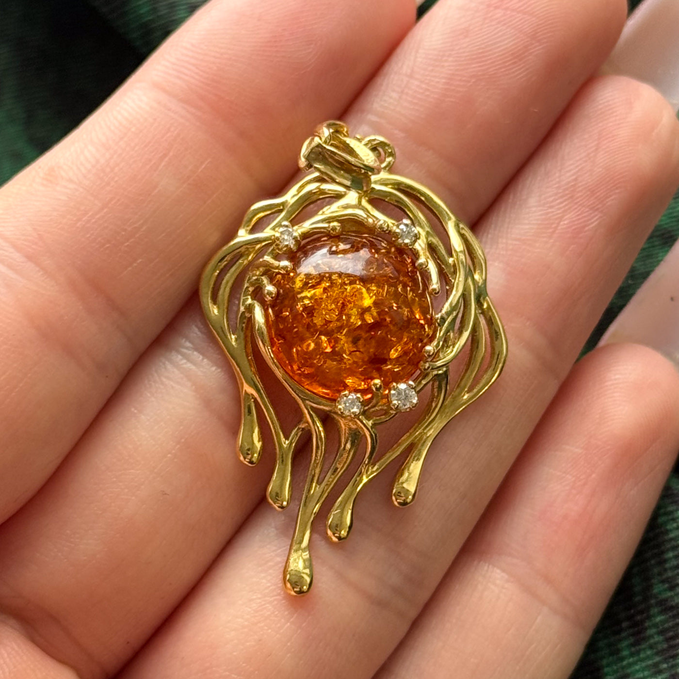 Amber & Diamond Pendant | 3.50ct, 0.06ctw |