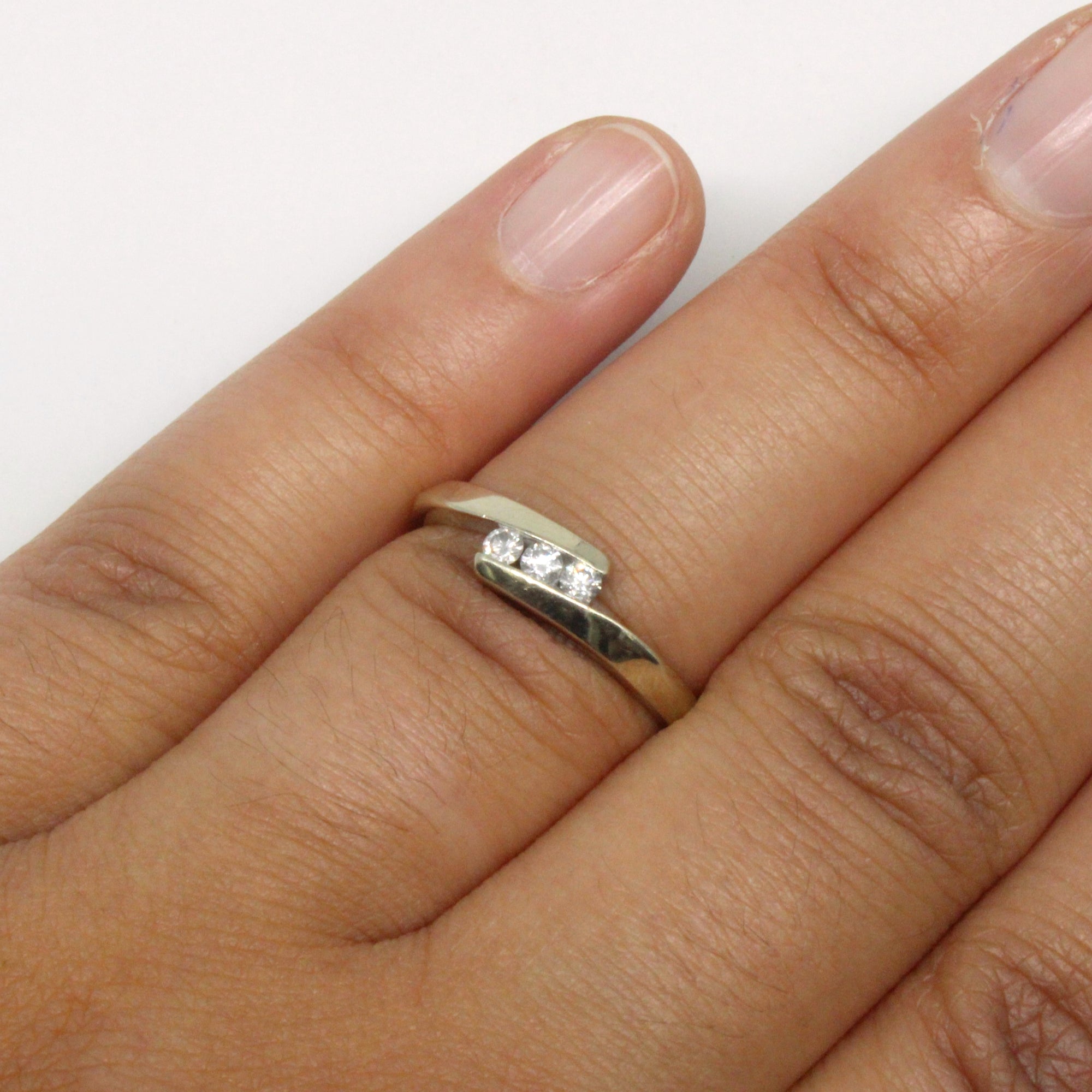 Three Stone Bypass Ring | 0.14ctw | SZ 7 |