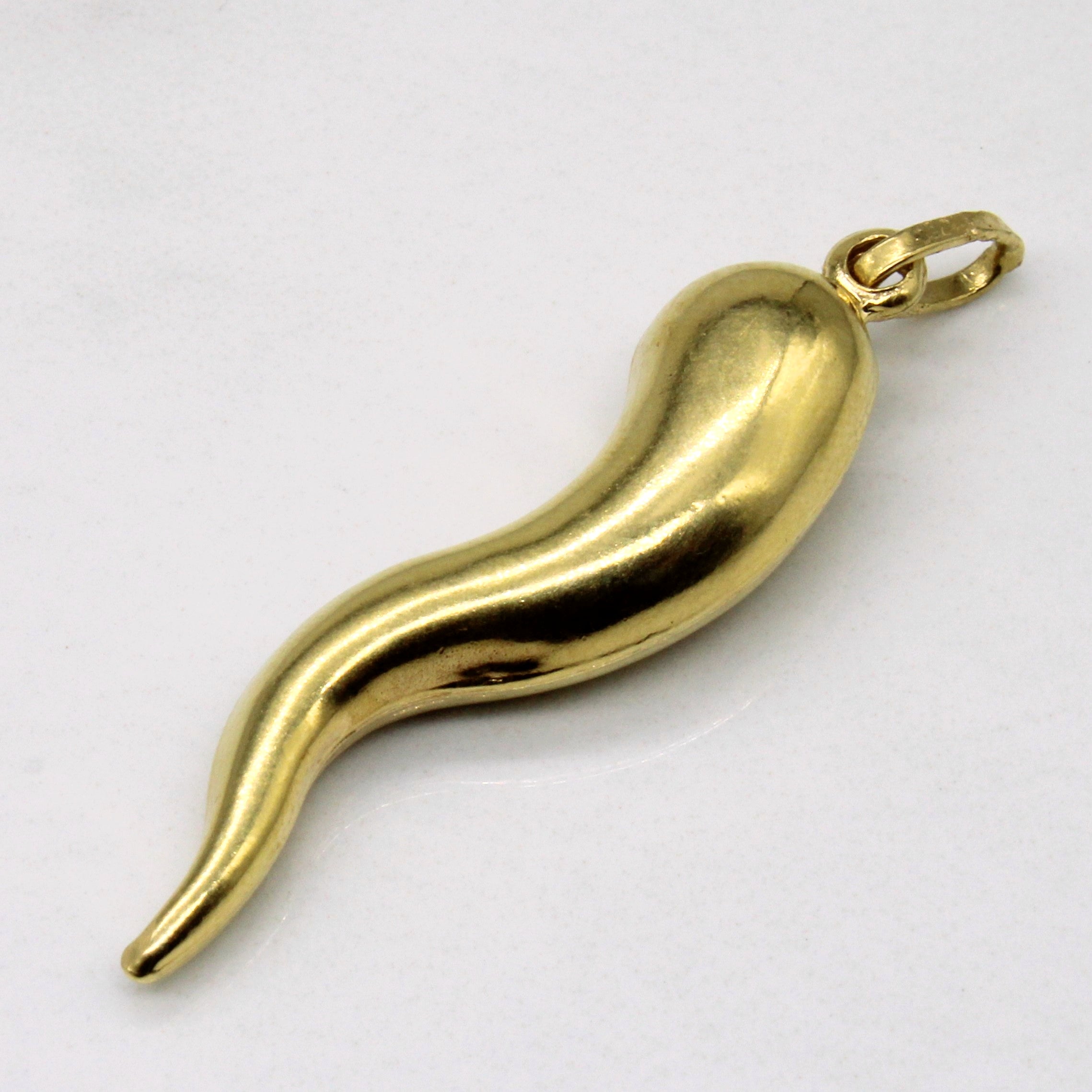 18k Yellow Gold Corno Pendant