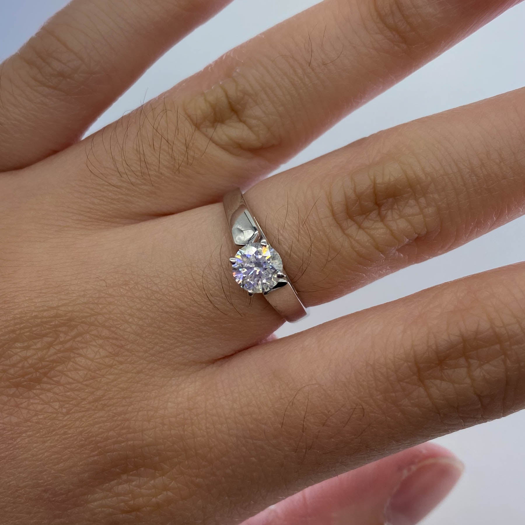 Tapered Solitaire Diamond Engagement Ring | 0.67ct | SZ 6 |