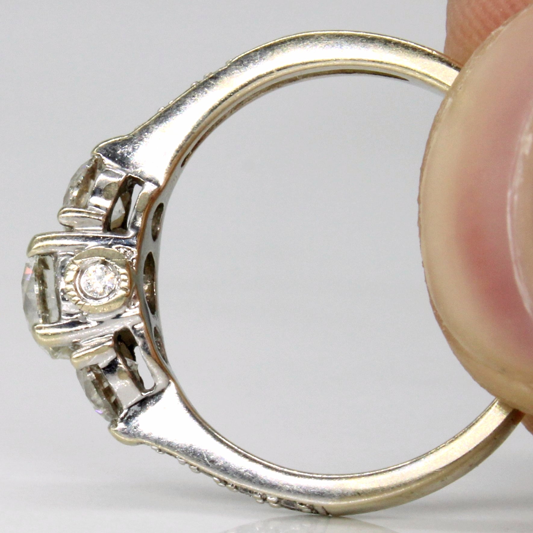 Three Stone Diamond Diamond 14k Ring | 0.48ctw, 0.44ctw, 0.1ctw | SZ 6 |