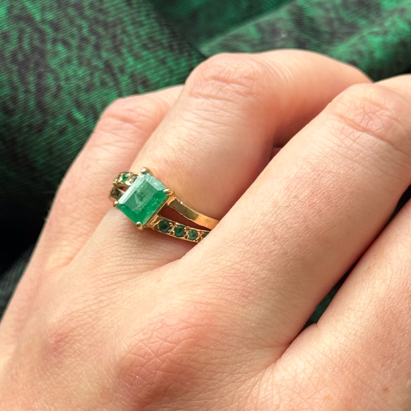 Emerald Ring | 1.25ctw | SZ 5.5 |