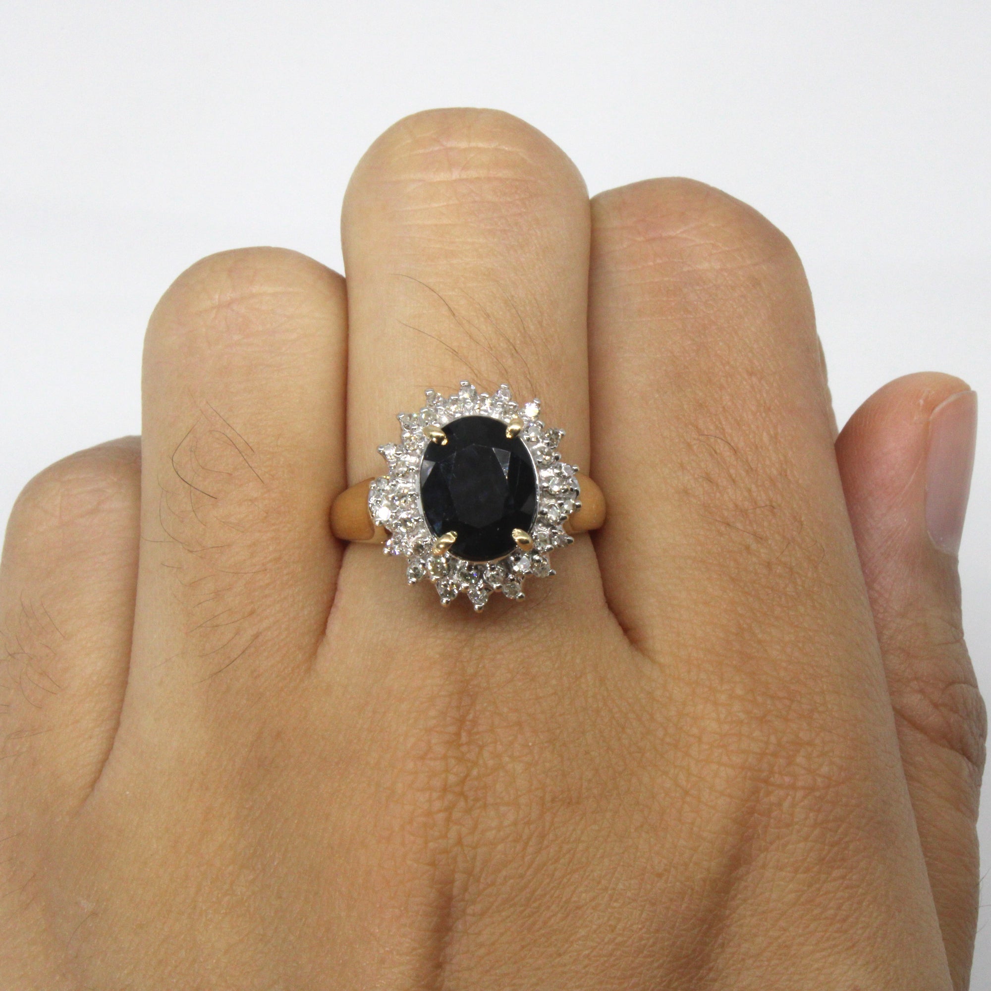 Sapphire & Diamond Cocktail Ring | 2.90ct | 0.22ctw | SZ 7 |