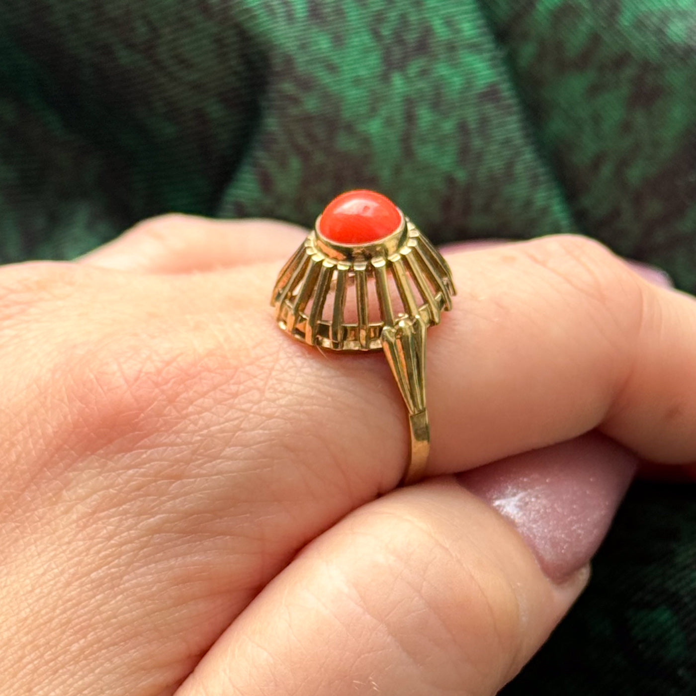 High Set Coral Ring | 1.39ct | SZ 7 |