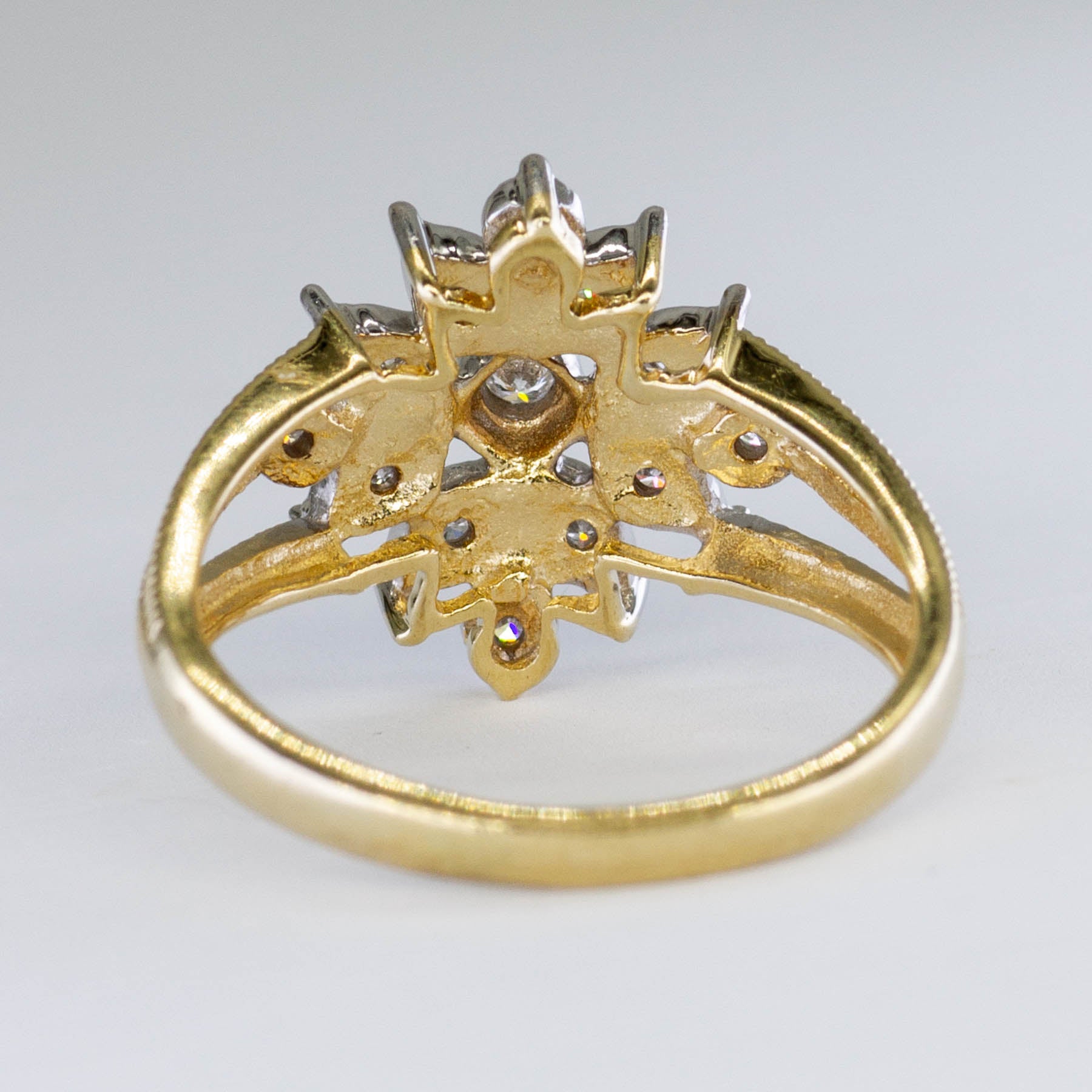 Split Shank Diamond Floral Ring | 0.14ctw | SZ 6.75 |