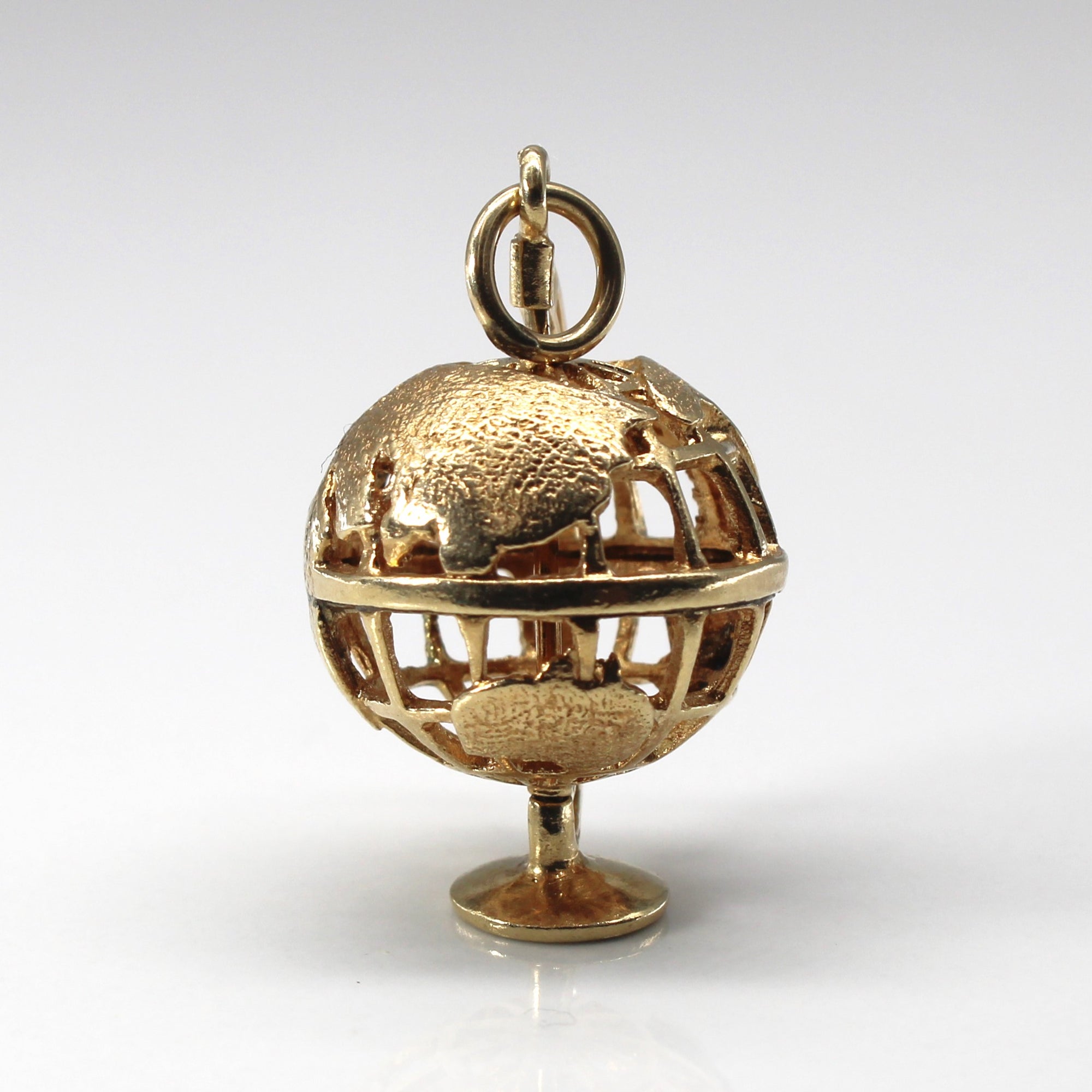 Yellow Gold Globe Design Pendant