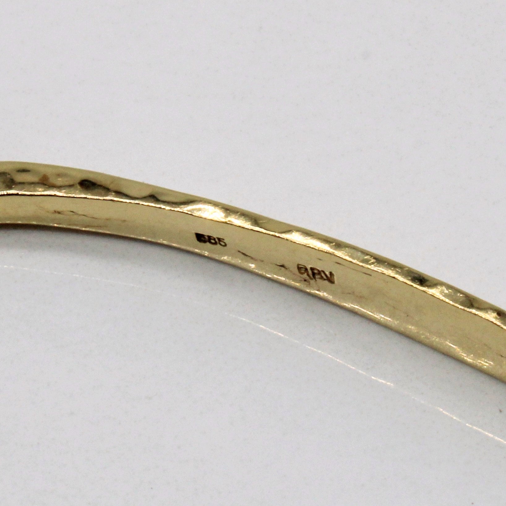 14k Yellow Gold Hammer Finish Bangle | 7.5