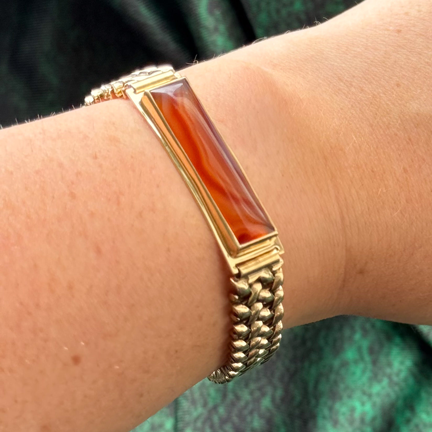 1953 Birmingham Vintage Agate Bracelet | 10.00ct | 8" |