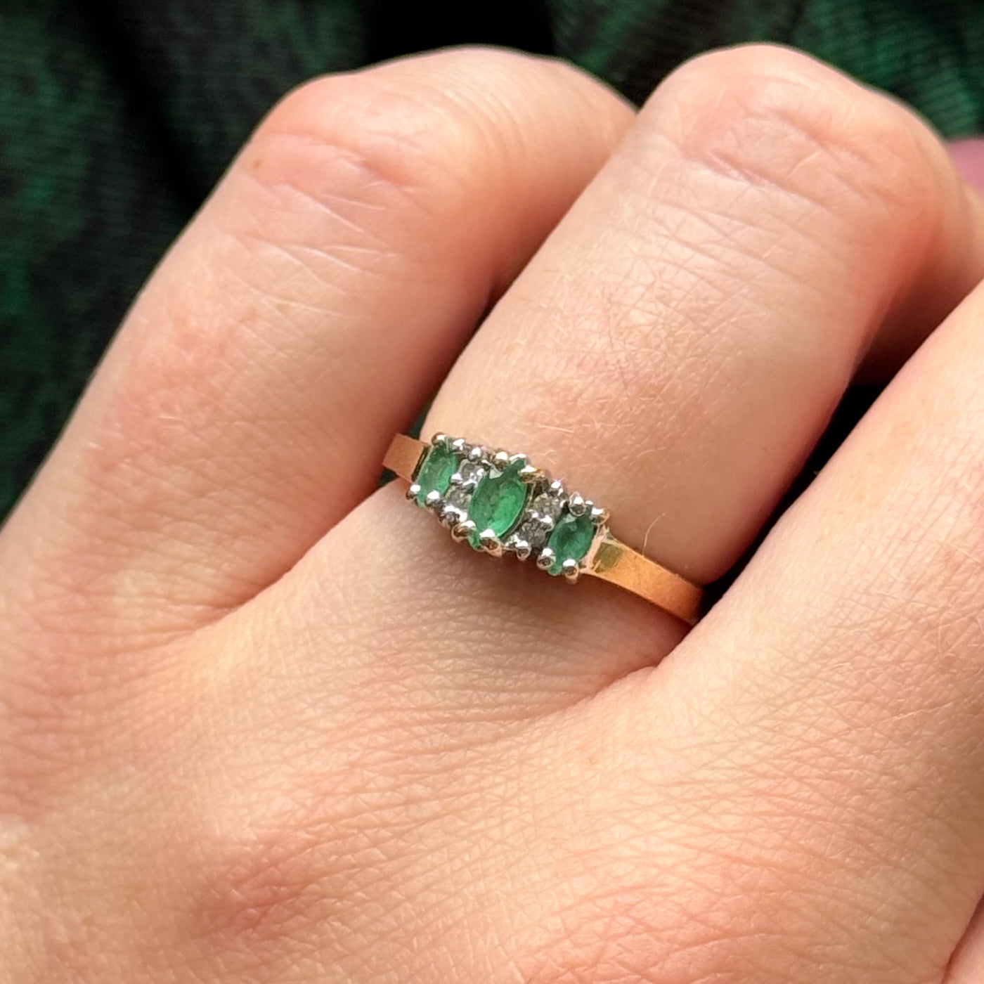 Emerald & Diamond Ring | 0.20ctw. 0.03ctw | SZ 5.5 |