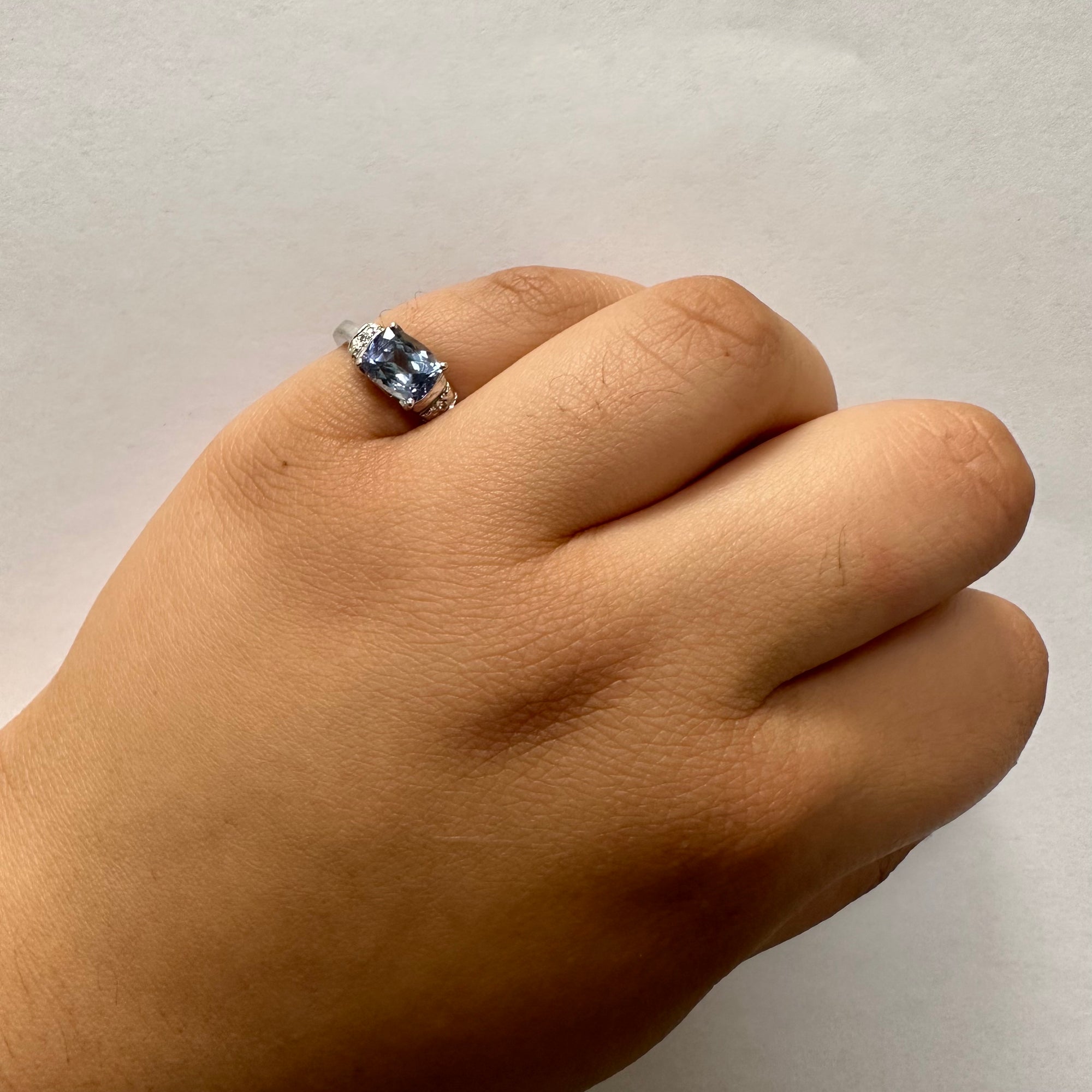 Tanzanite & Diamond Ring | 1.50ct, 0.01ctw | SZ 7 |