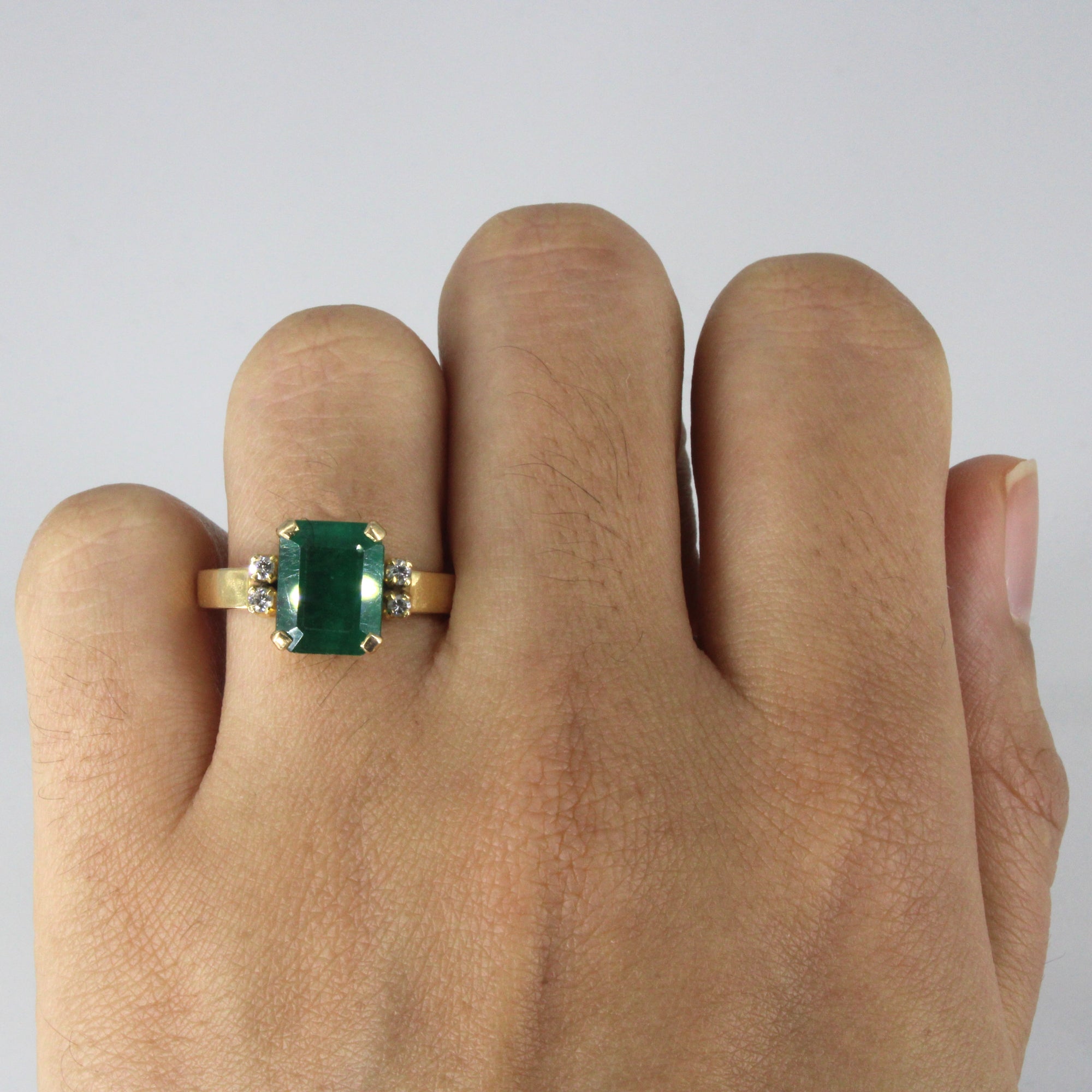 Solitaire Emerald with Diamonds Cocktail Ring | 2.62ct | 0.12ctw | SZ 7.25 |