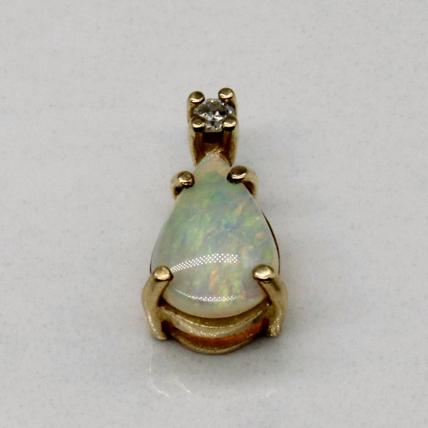 Opal & Diamond Pendant | 0.55ct, 0.03ct |