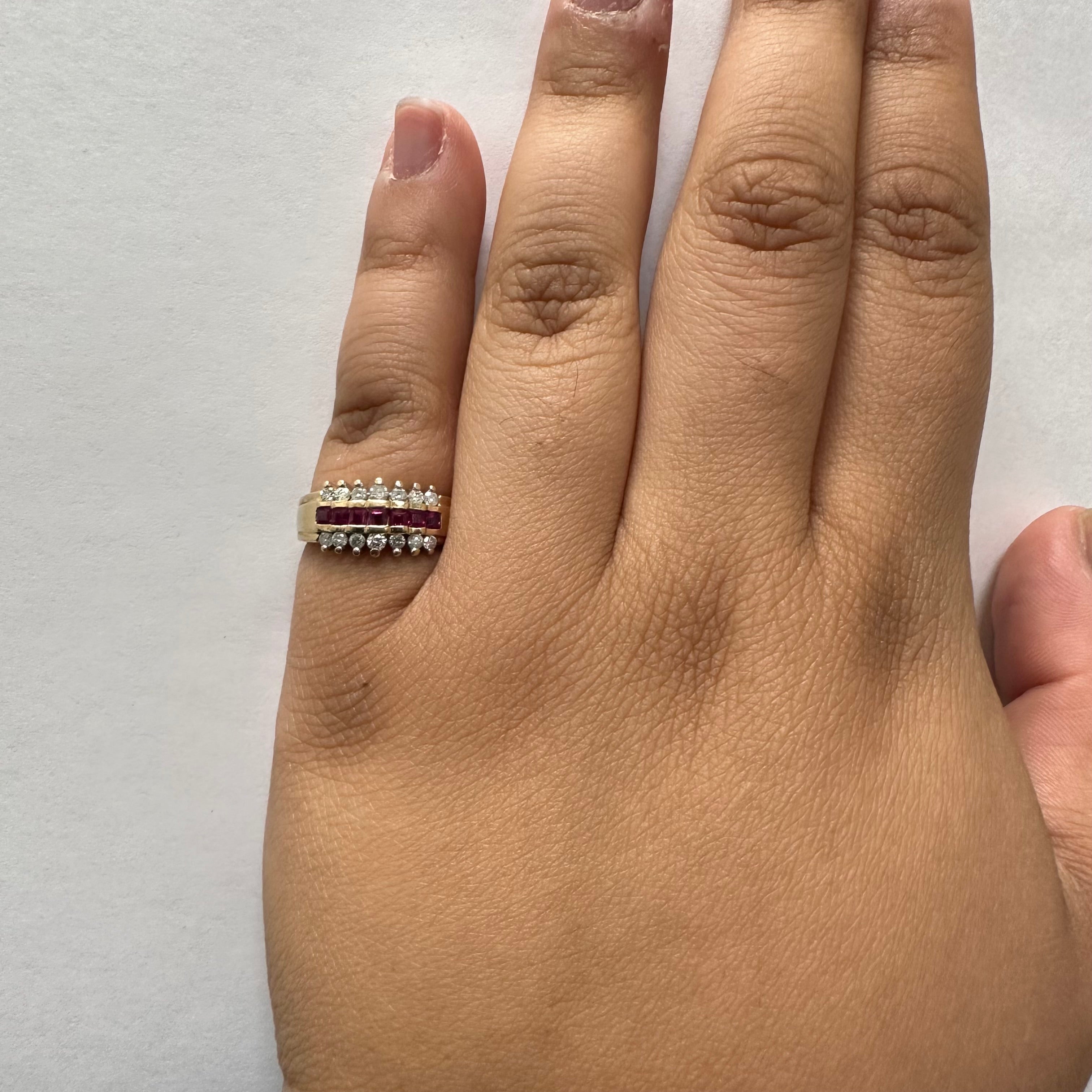 Bague rubis et diamants | 0,30 ct, 0,30 ct | Taille 6,5 | 