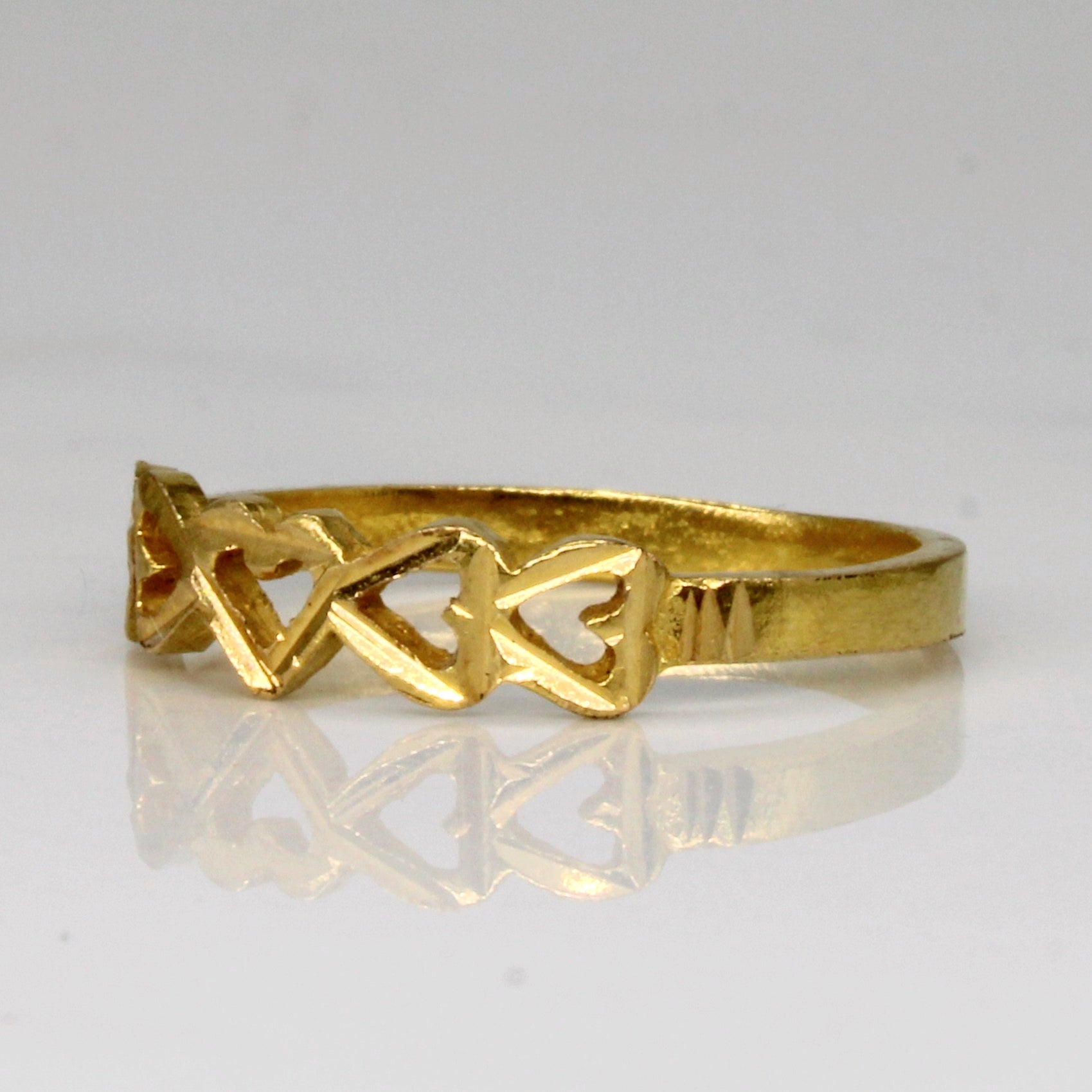 22k Yellow Gold Heart Ring | SZ 6.5 |