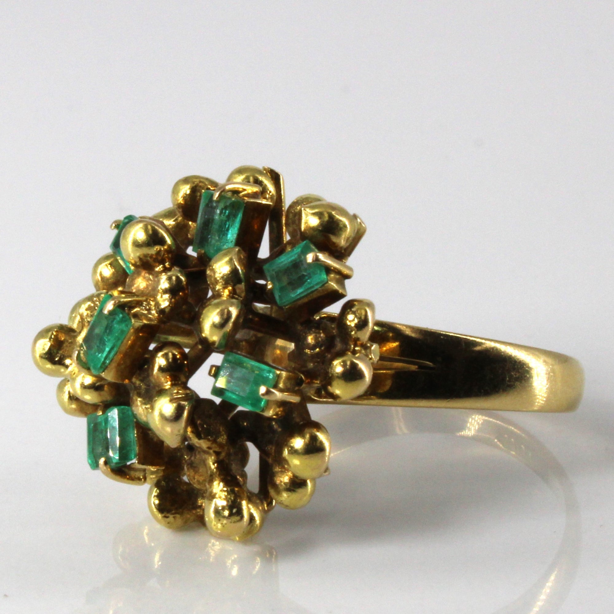 Textured Emerald Cocktail Ring | 0.68ctw | SZ 6.75 |