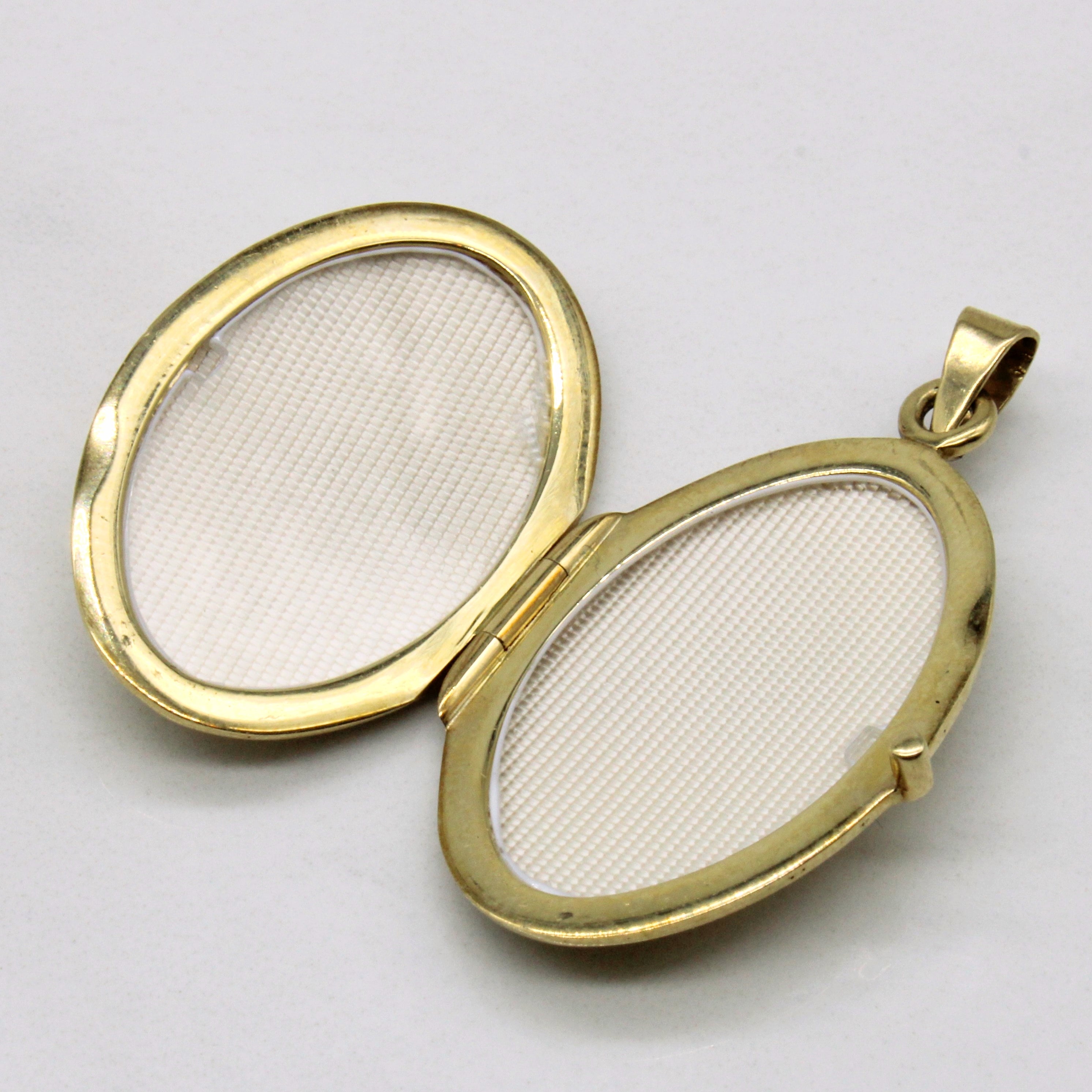 14k Yellow Gold Floral Locket