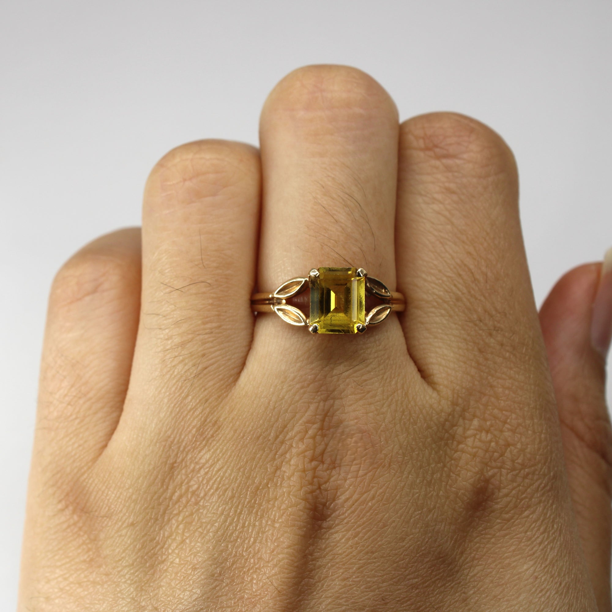 Synthetic Yellow Sapphire Gold Ring | 2.50ct | SZ 7.5 |