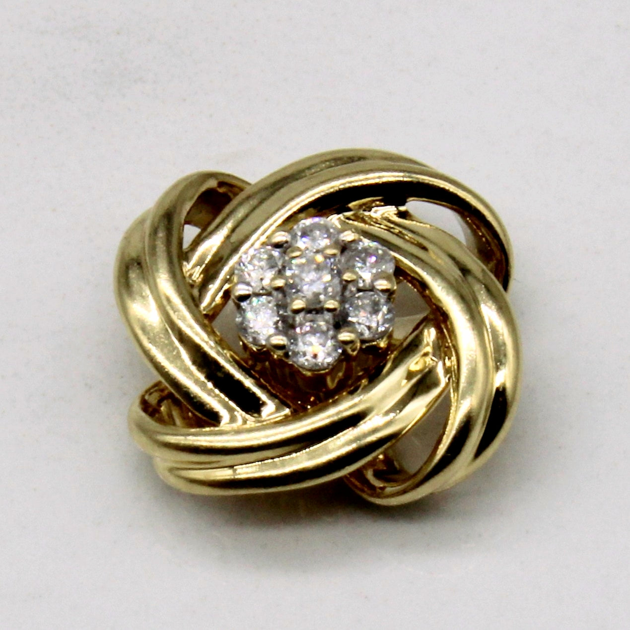 Diamond Cluster Set Pendant | 0.21ctw |
