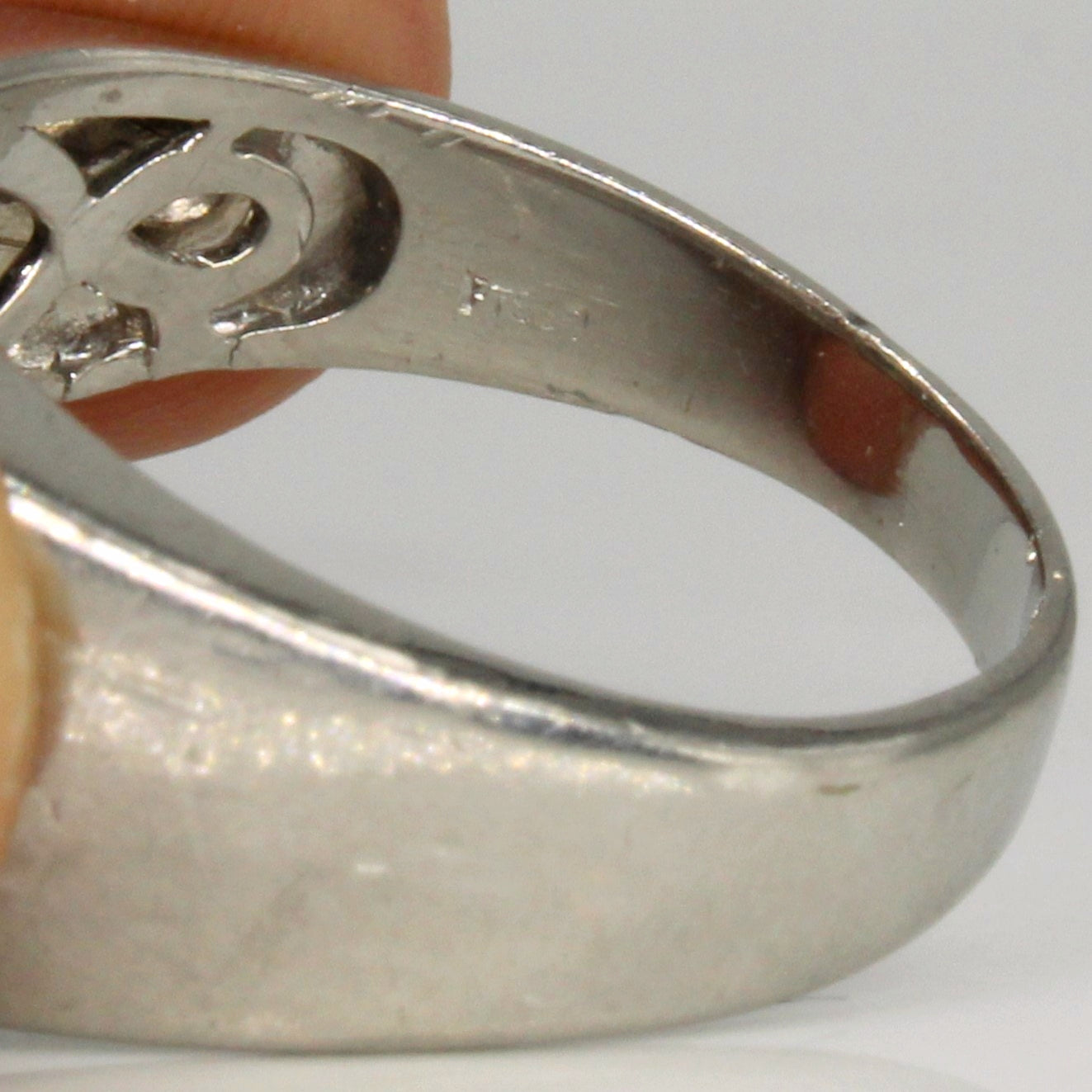 Diamond Grid Ring | 0.75ctw | SZ 10.5 |