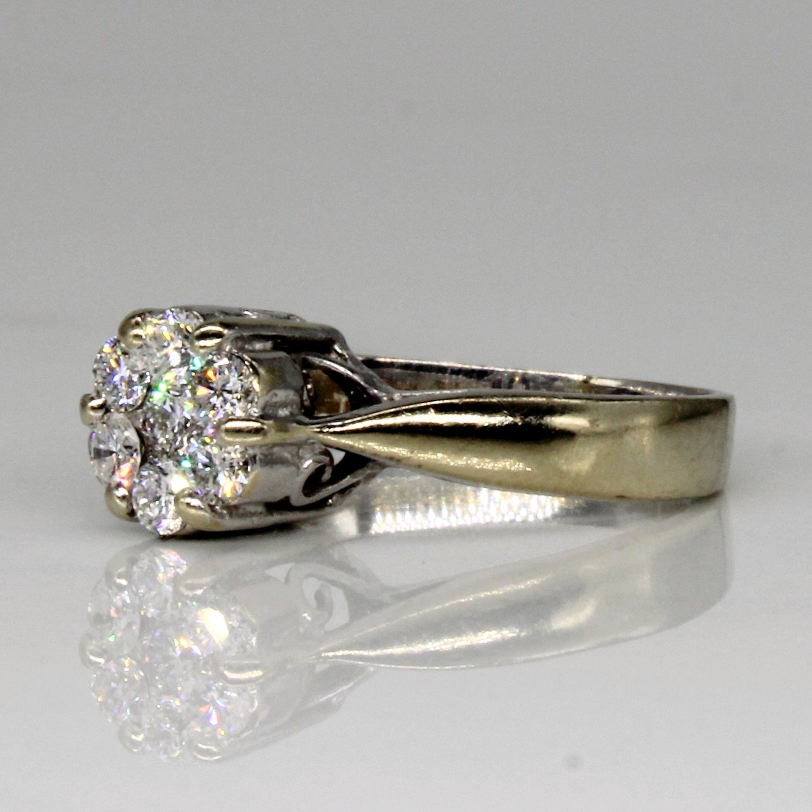 High Set Diamond Cluster Ring | 0.30ctw | SZ 5.5 |