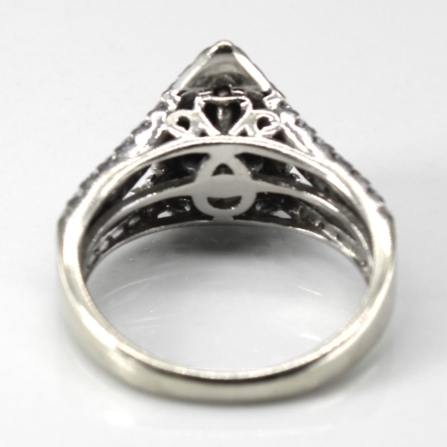 Cluster Diamond Cocktail Ring | 0.78ctw | SZ 5.25 |