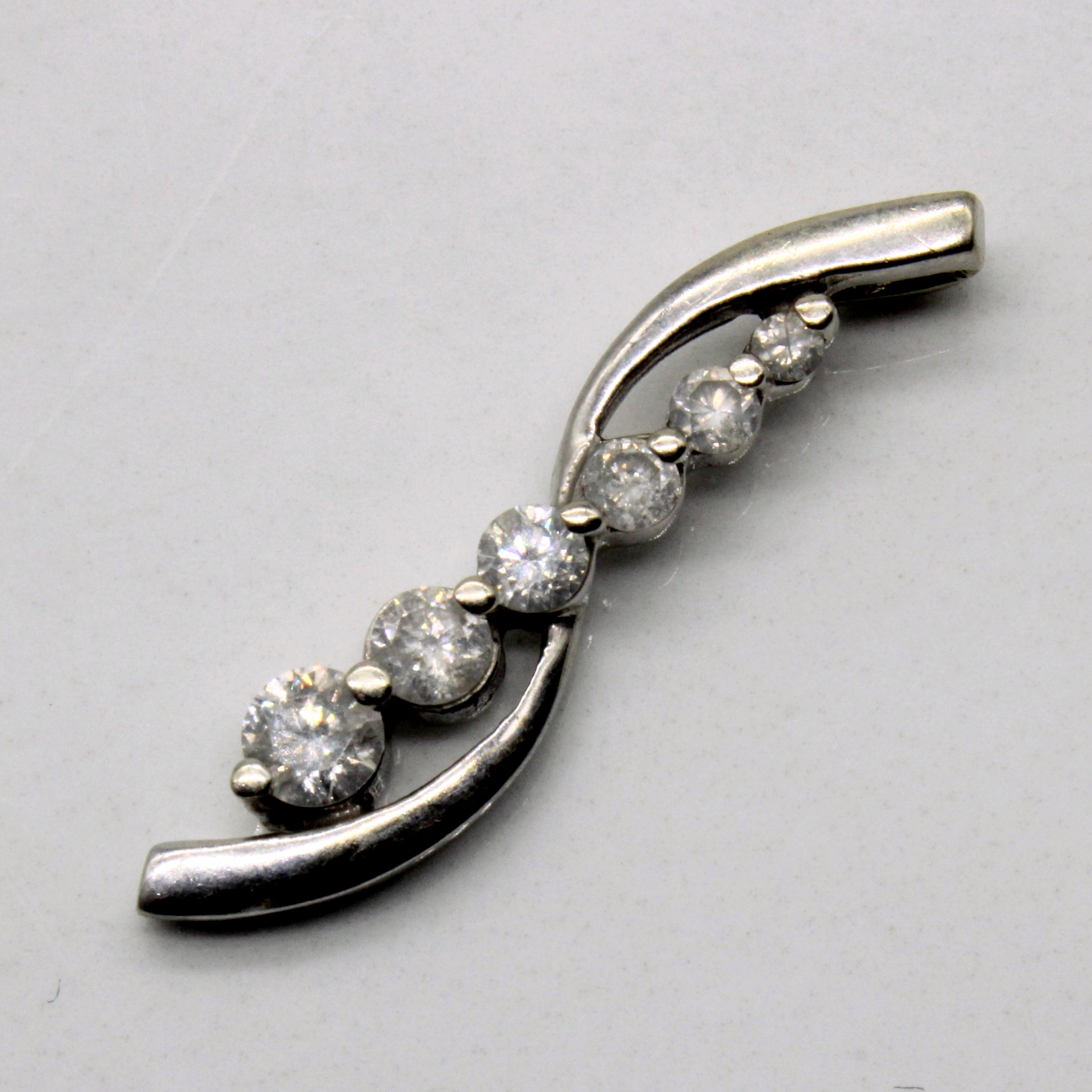 Diamond Twist Pendant | 0.42ctw |