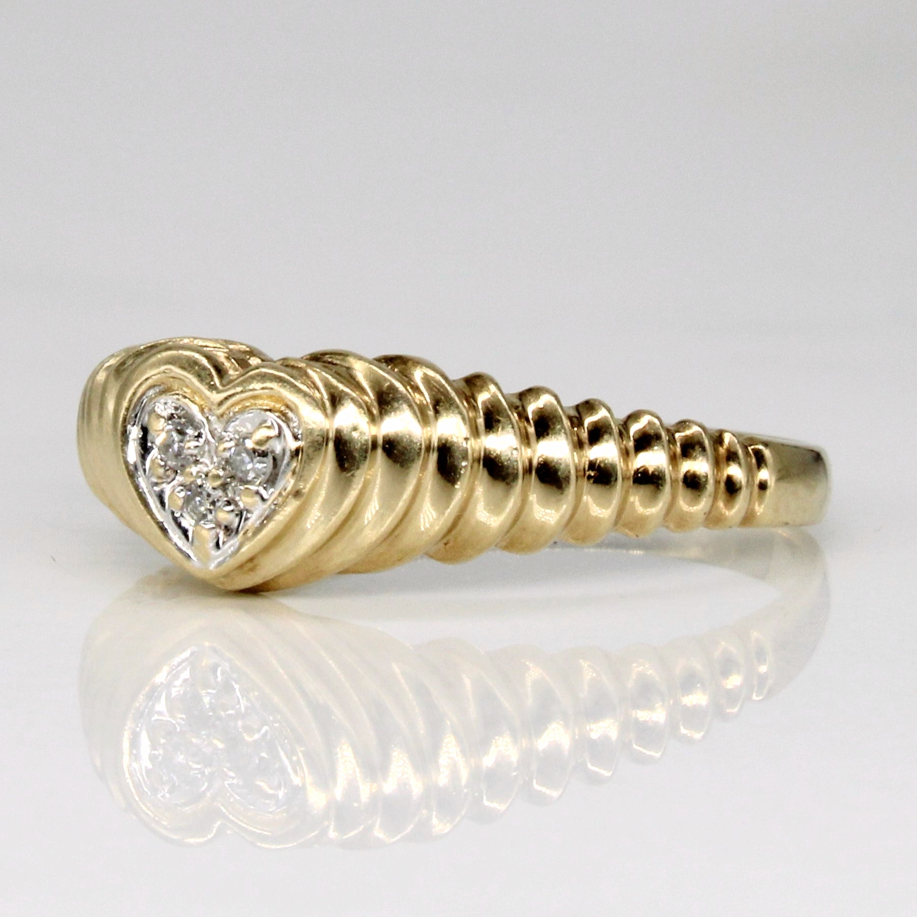 Diamond Heart Ring | 0.03ctw | SZ 7.5 |