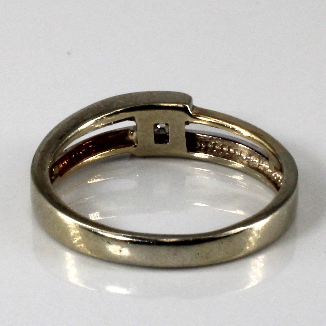 Solitaire Diamond Gold Band | 0.15ct | SZ 8.75 |