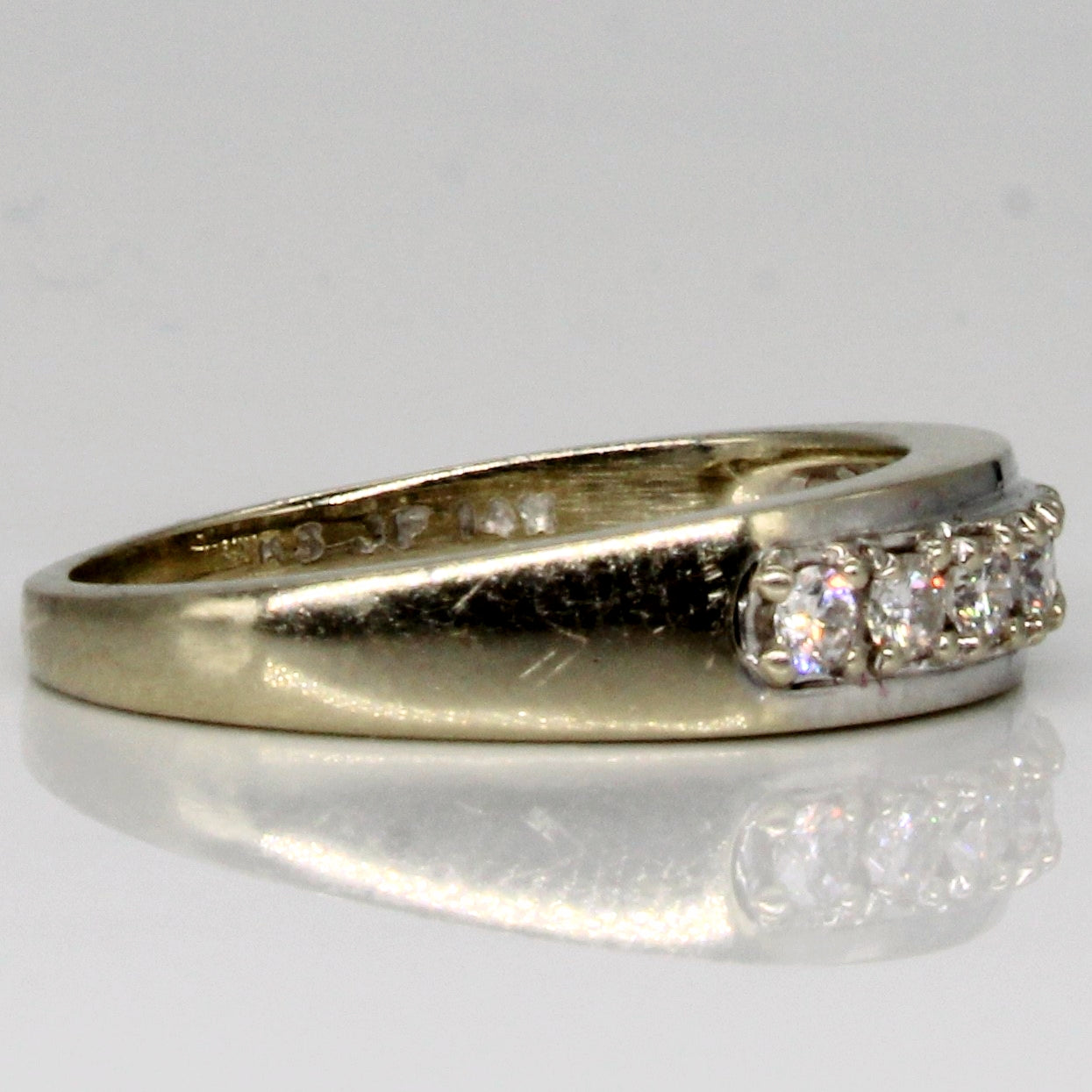 Diamond Ring | 0.23ctw | SZ 5.75 |